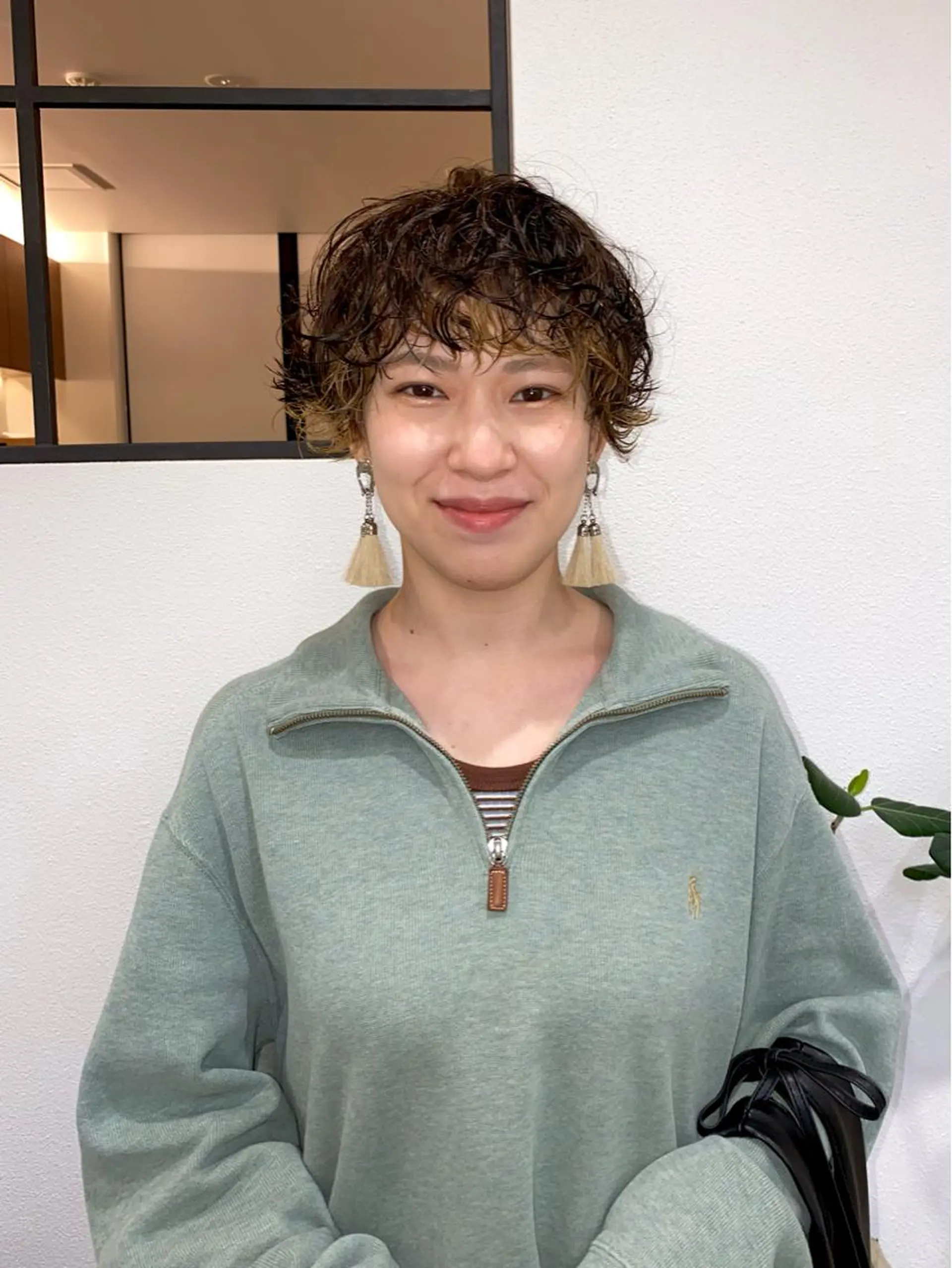 ショート パーマ ショートヘア カット ヘアカラー トリートメント 店長　ショート& パーマ　坂本のヘアスタイル