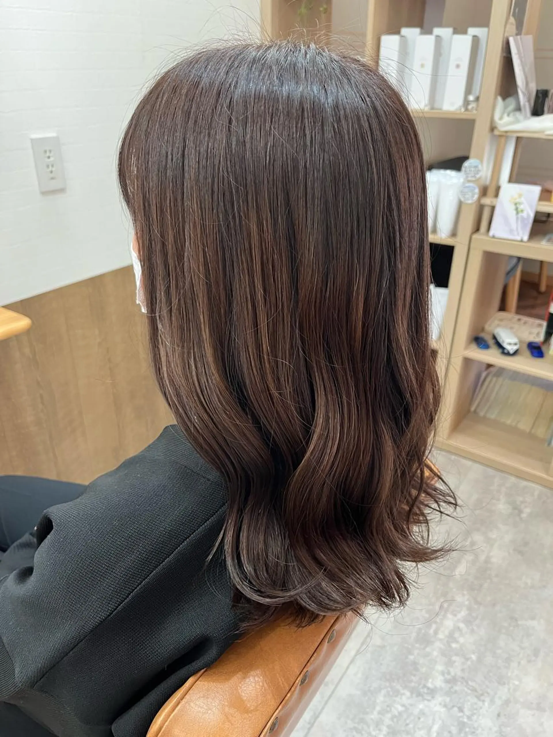 セミロング カラー ヘアカラー 推し活美容師 🩵 Hayashiのヘアスタイル
