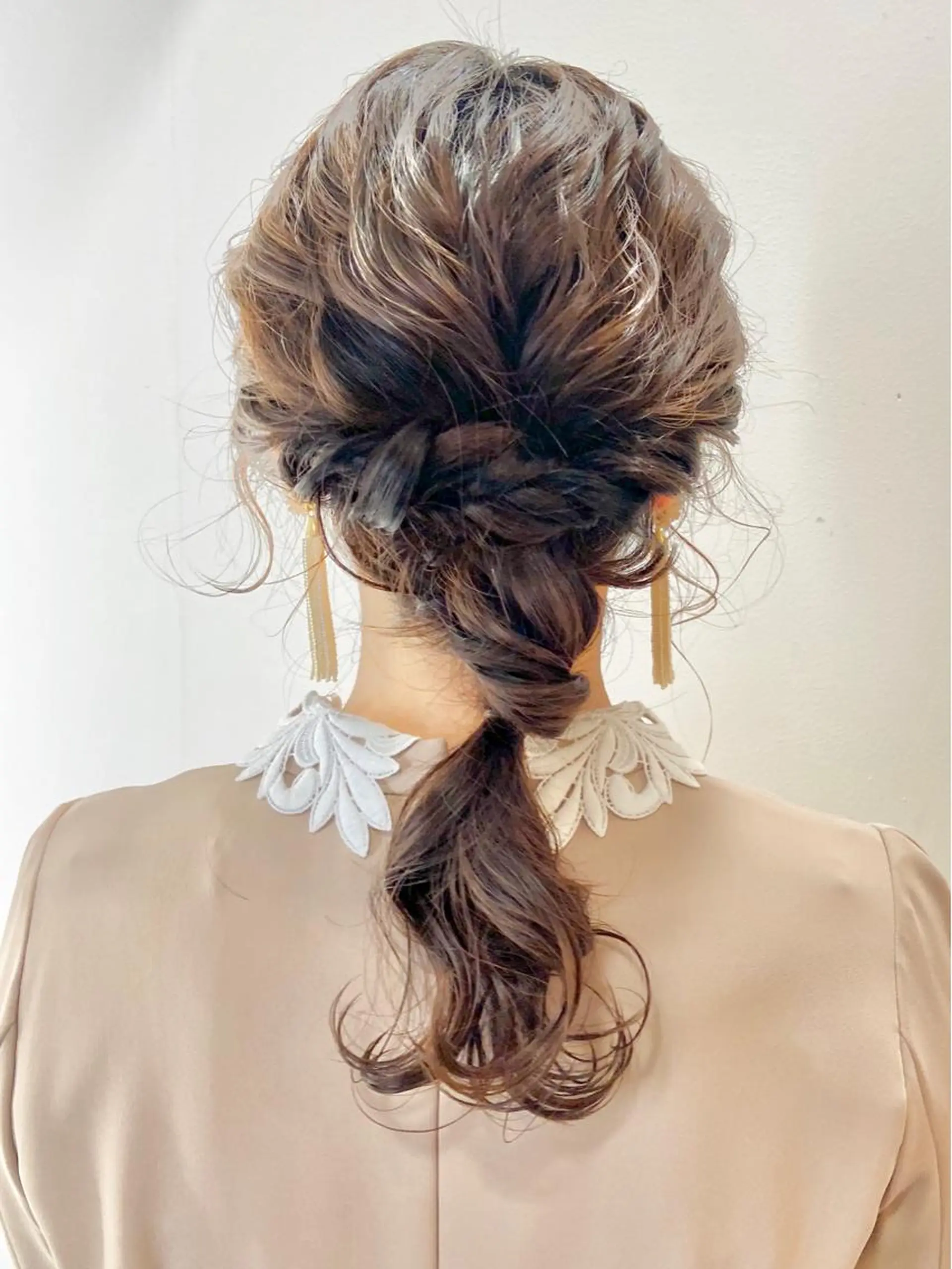 セミロング ヘアアレンジ ヘアセット 田中 あやなのヘアスタイル