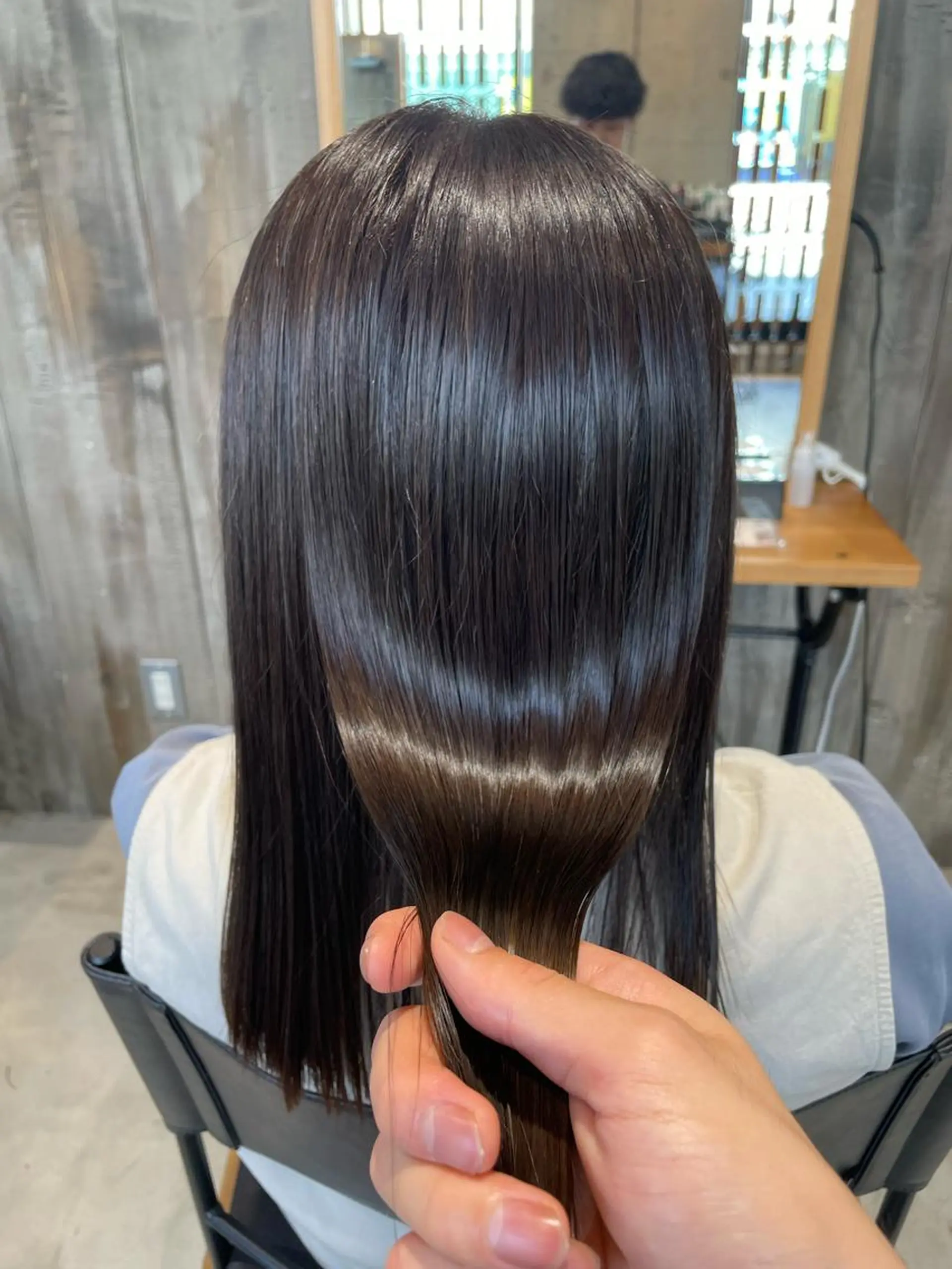 ロング 縮毛矯正 三好 祐希のヘアスタイル
