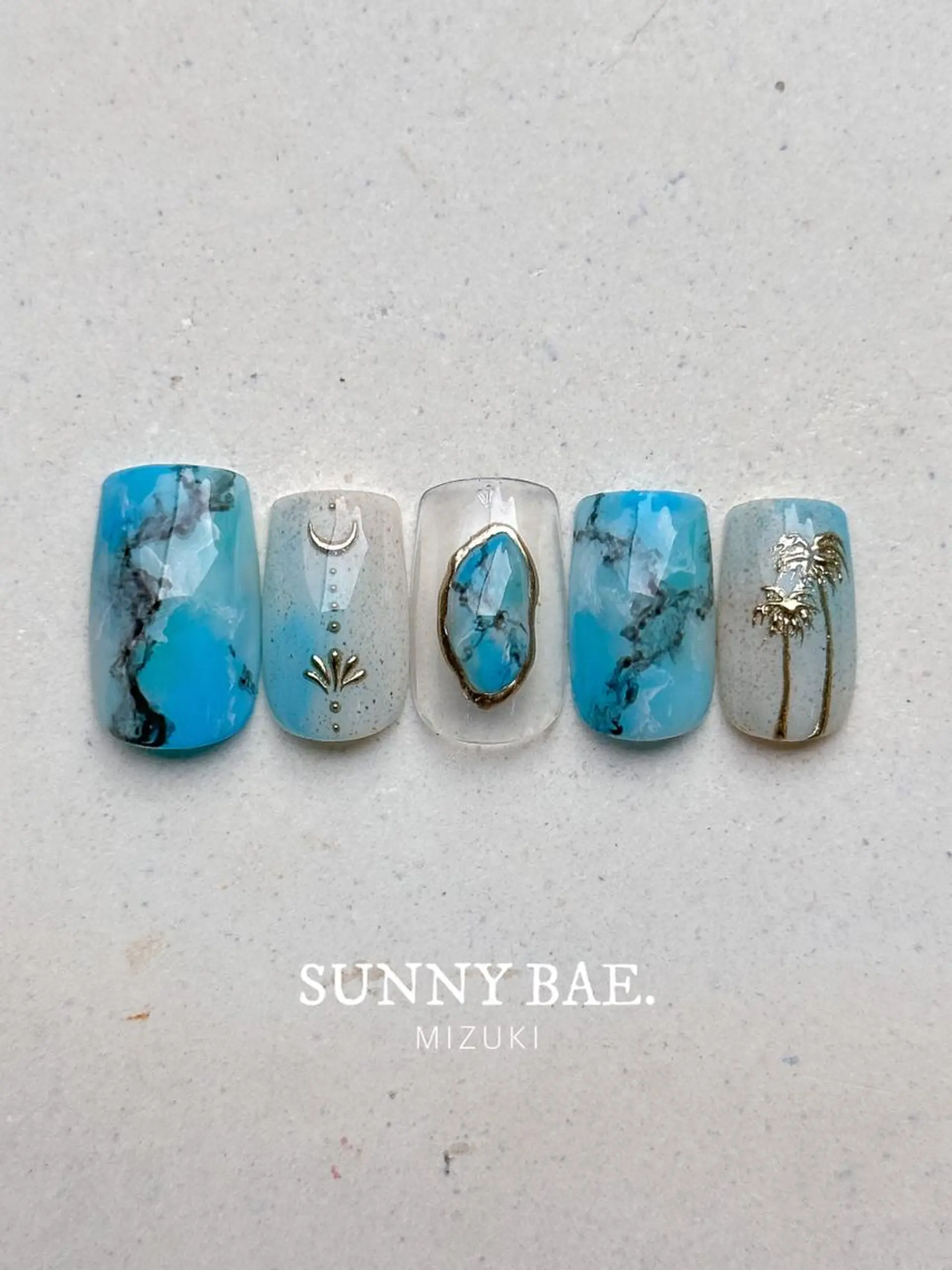 ネイル ブルー 大理石ネイル(マーブル) 夏ネイル ハンドネイル SUNNY BAE. 🌼MIZUKIのネイルデザイン