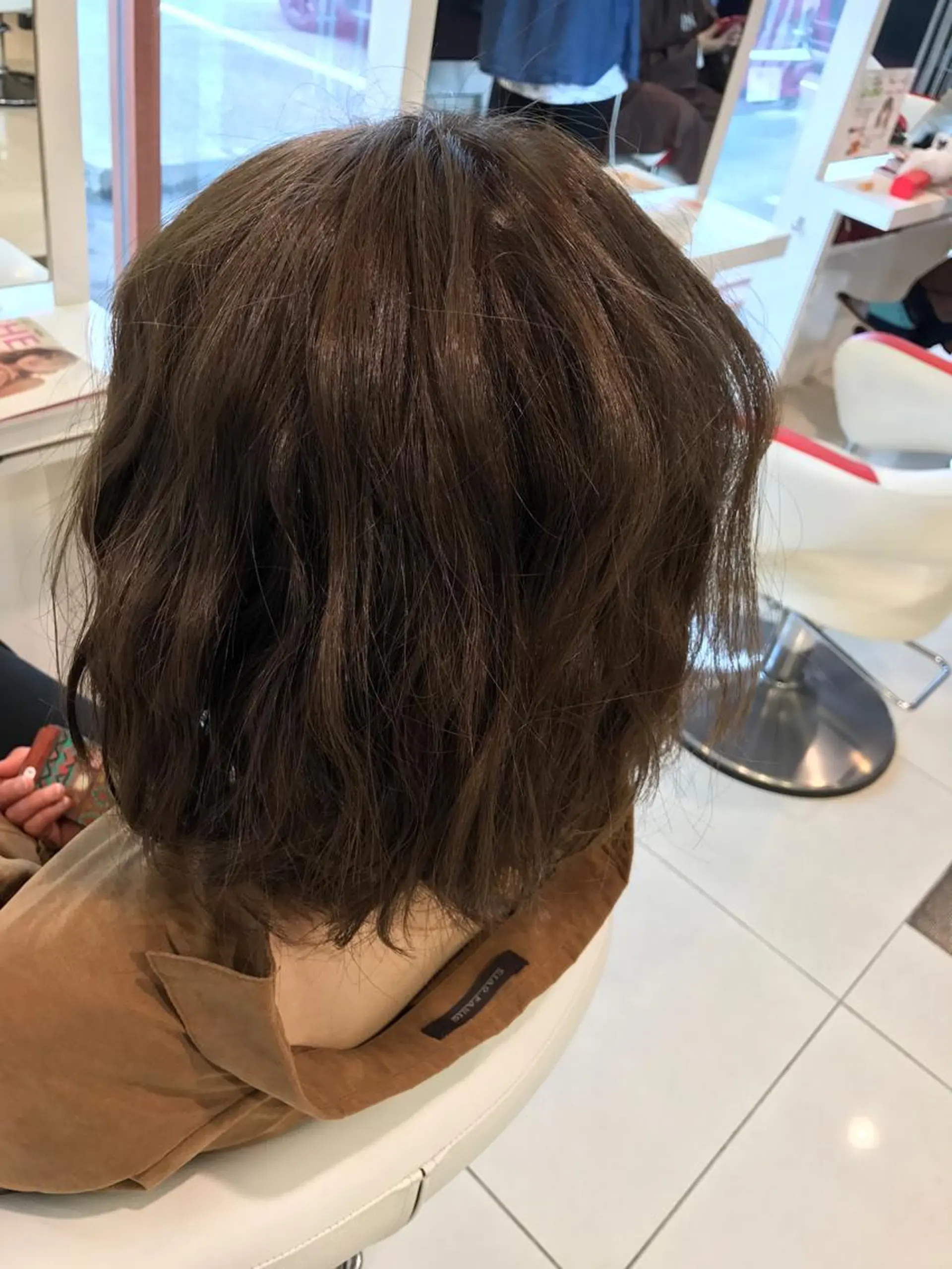 ミディアム アッシュ naomi (夜間営業受付中★)のヘアスタイル