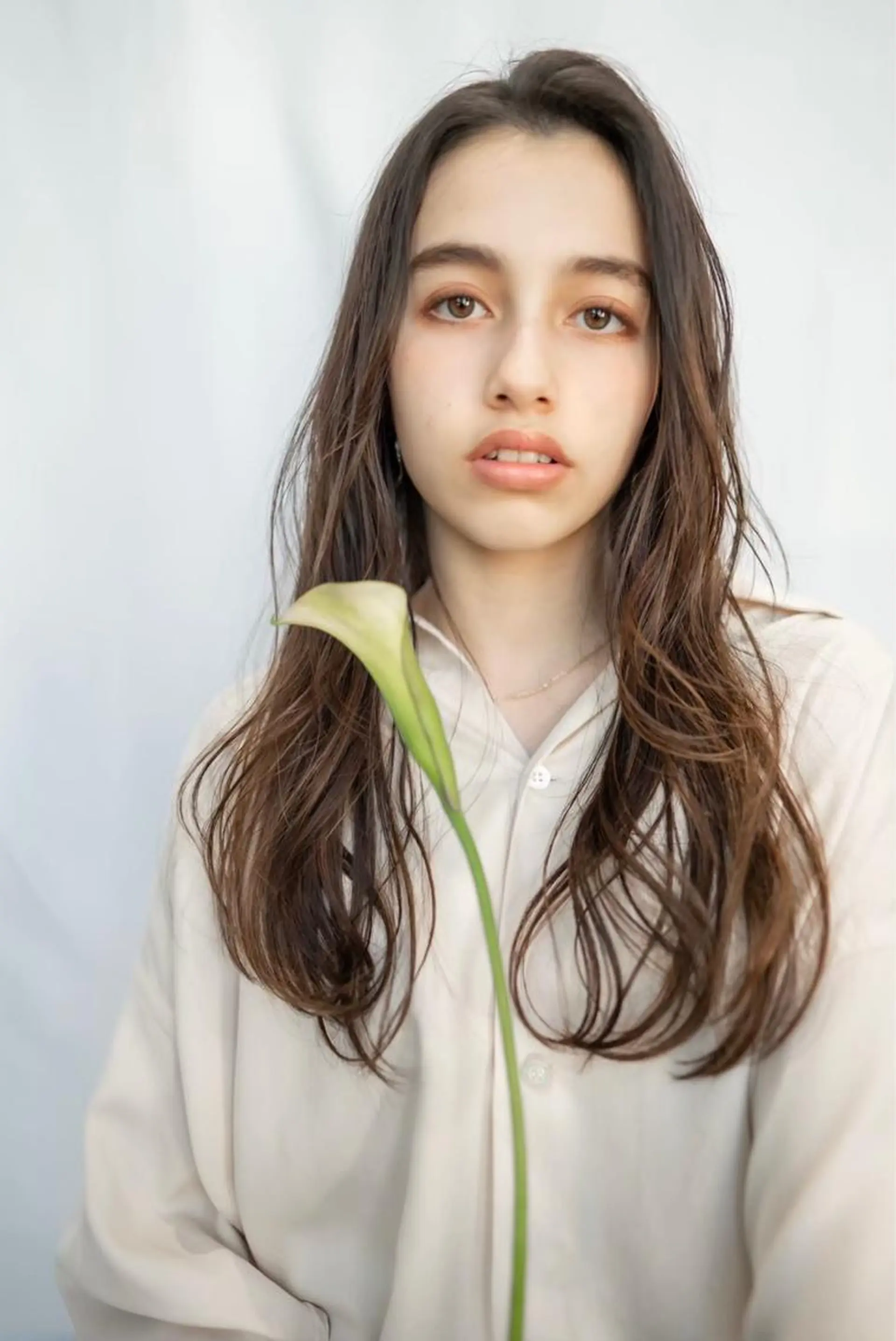 ロング カラー ベージュカラー オリーブベージュ RAF TOKYO所属・10月限定モニター 髪質改善美髪矯正のヘアスタイル