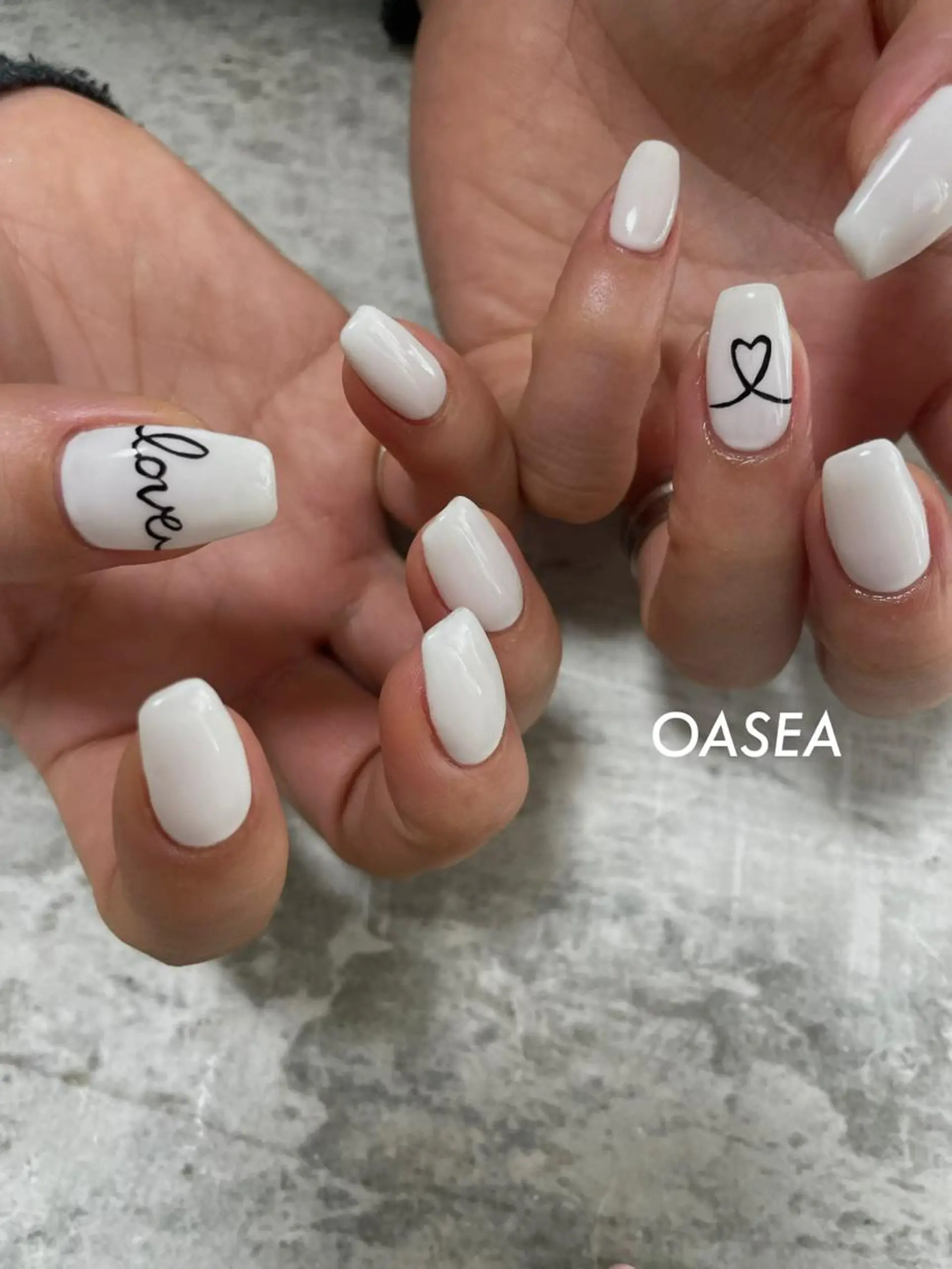 ネイル ハンドネイル 🌞💜 KAORI 🌴のネイルデザイン