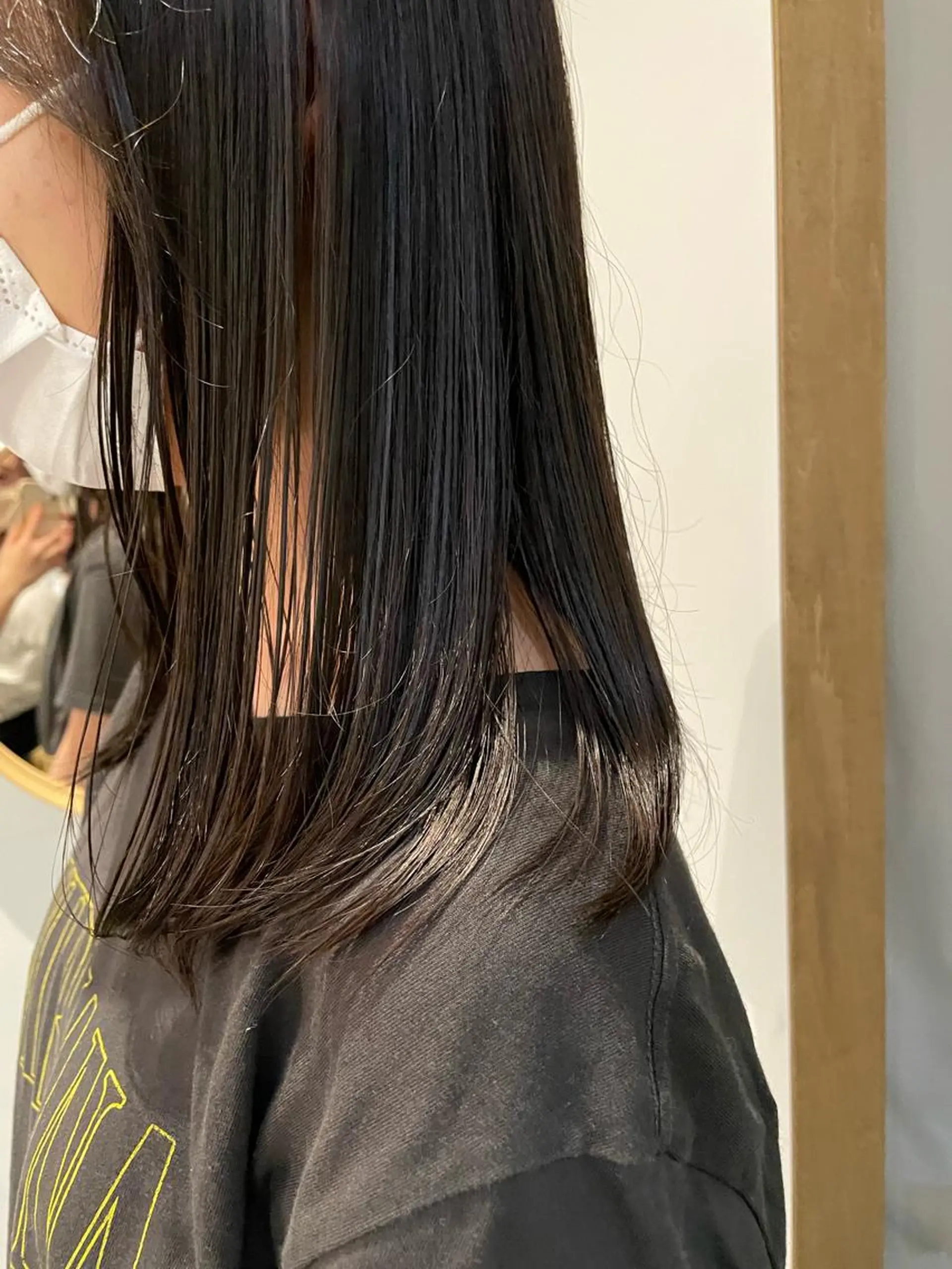 ミディアム カラー ミウラ サクラコのヘアスタイル