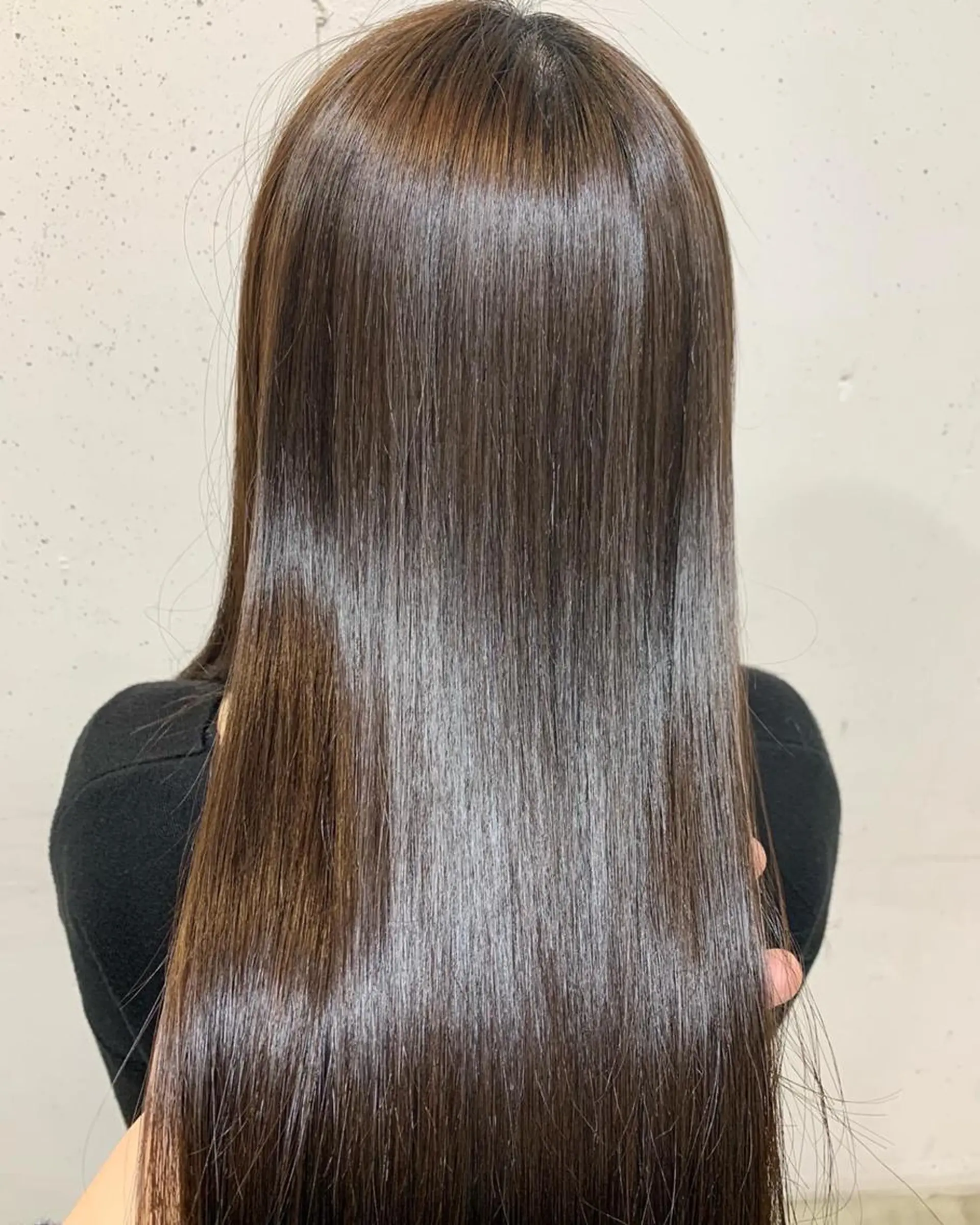 ロング カット 縮毛矯正 ブリーチなし透明感 カラー✨山仲絢圭のヘアスタイル