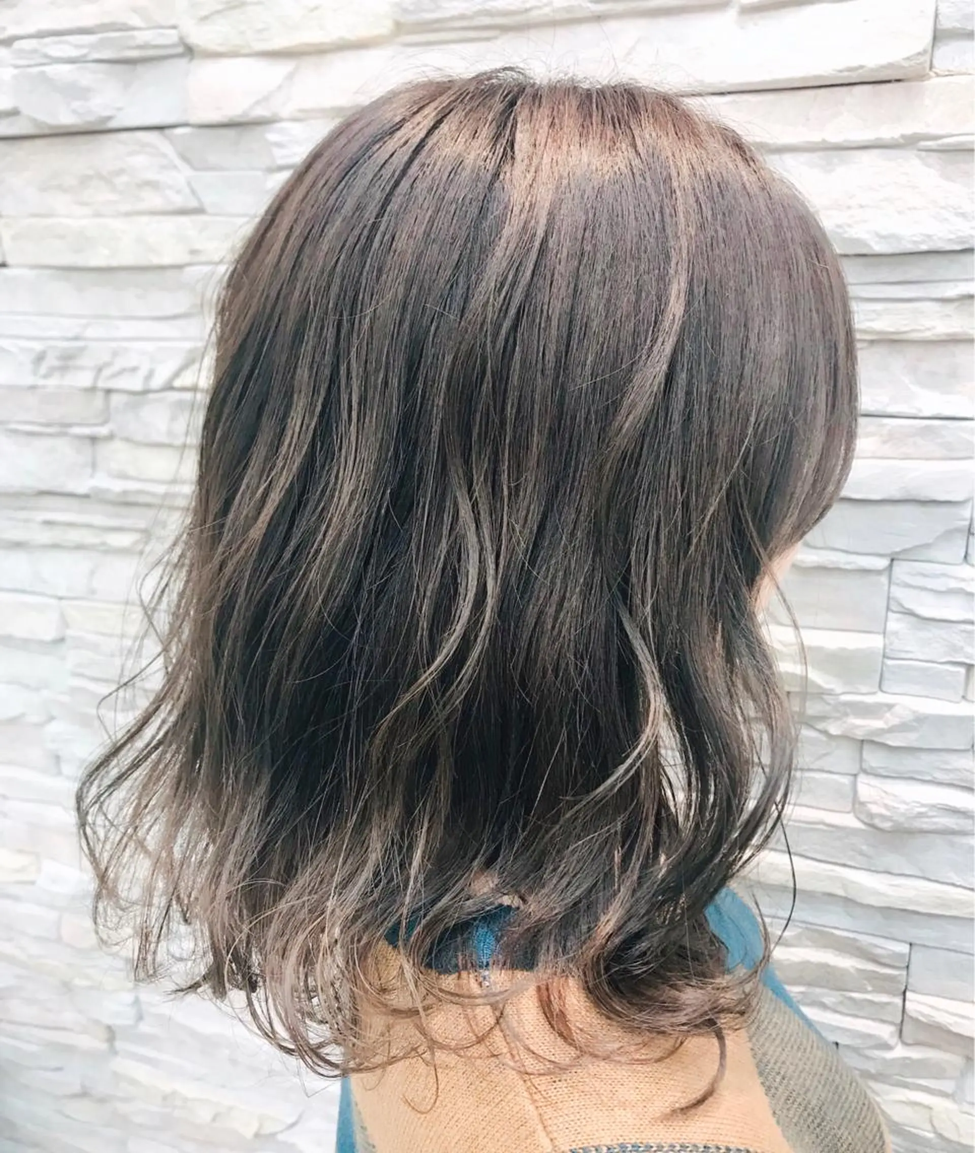 ミディアム カラー ハイライトカラー ハイライト 艶髪大好き❣️ ⭐️MAYUMIのヘアスタイル