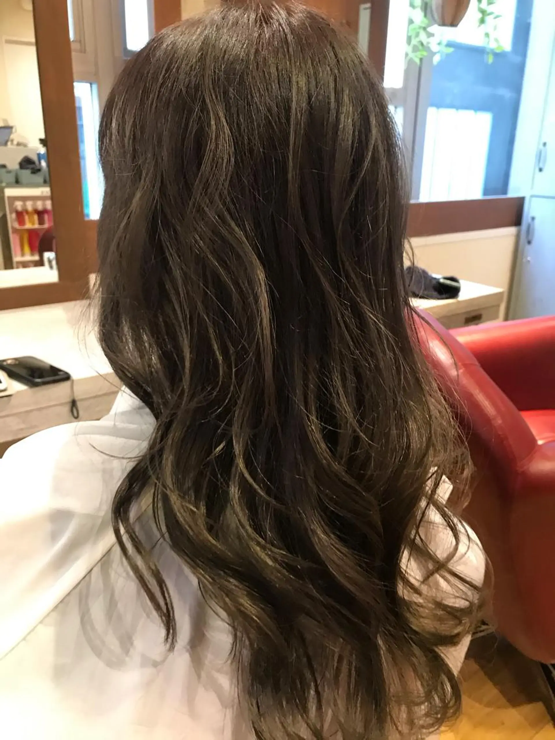 ロング 耳つぼジュエリー💎 認定💎井上みわこのヘアスタイル