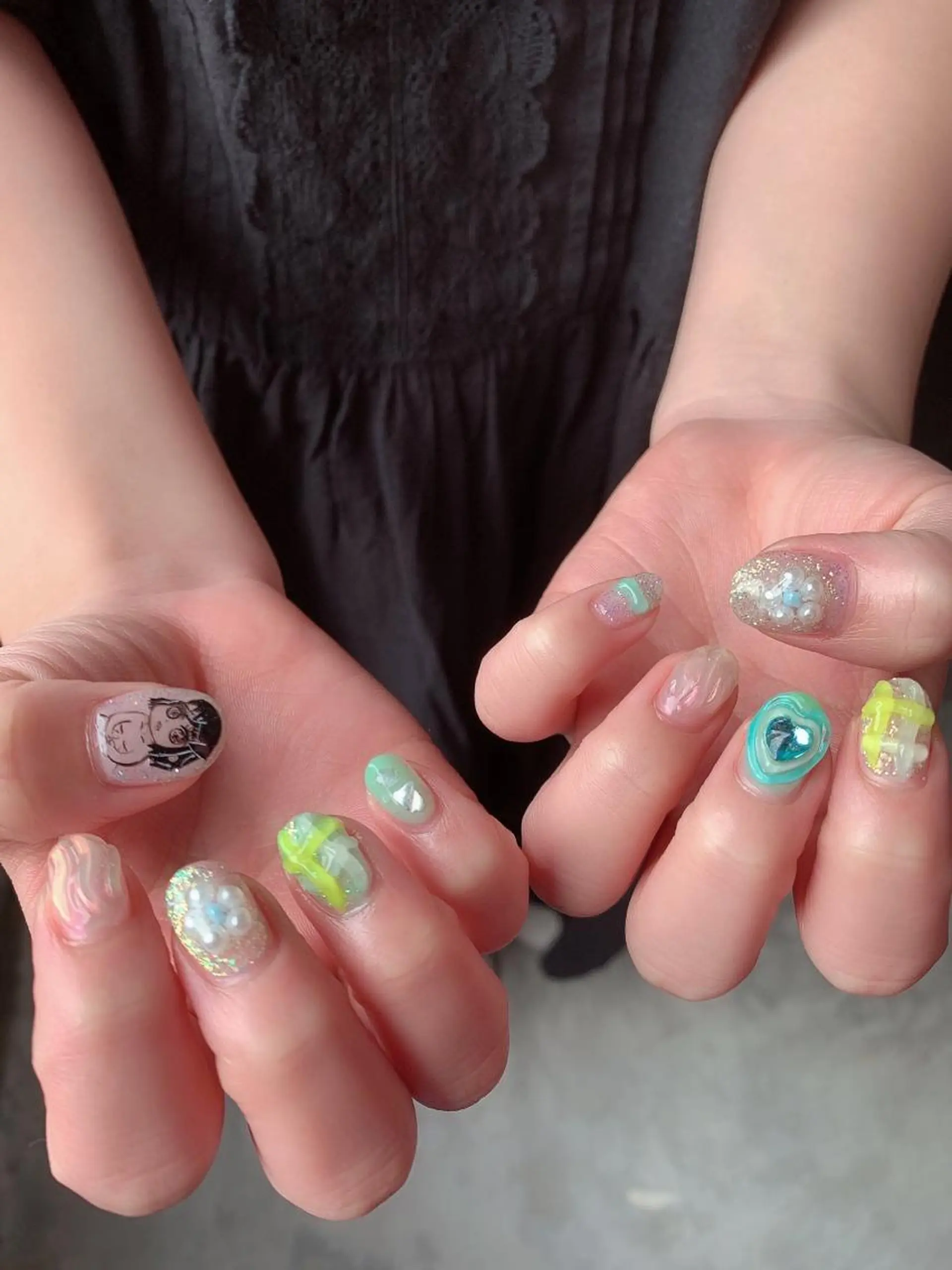 ネイル ネイリスト EMIのネイルデザイン