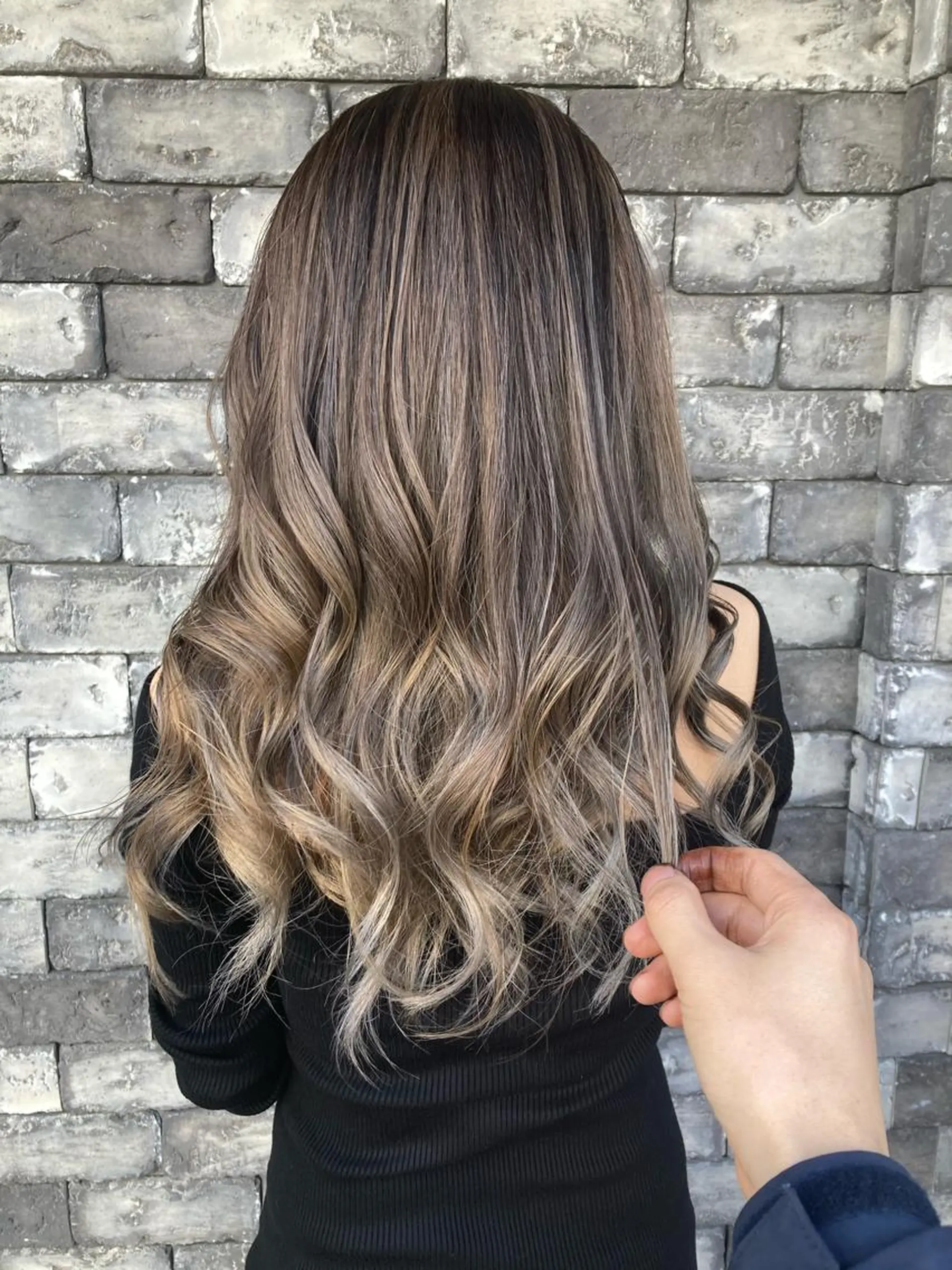 ロング カラー カット ヘアカラー トリートメント ヘアセット ✂️似合わせの魔術師 石田一樹✂️のヘアスタイル