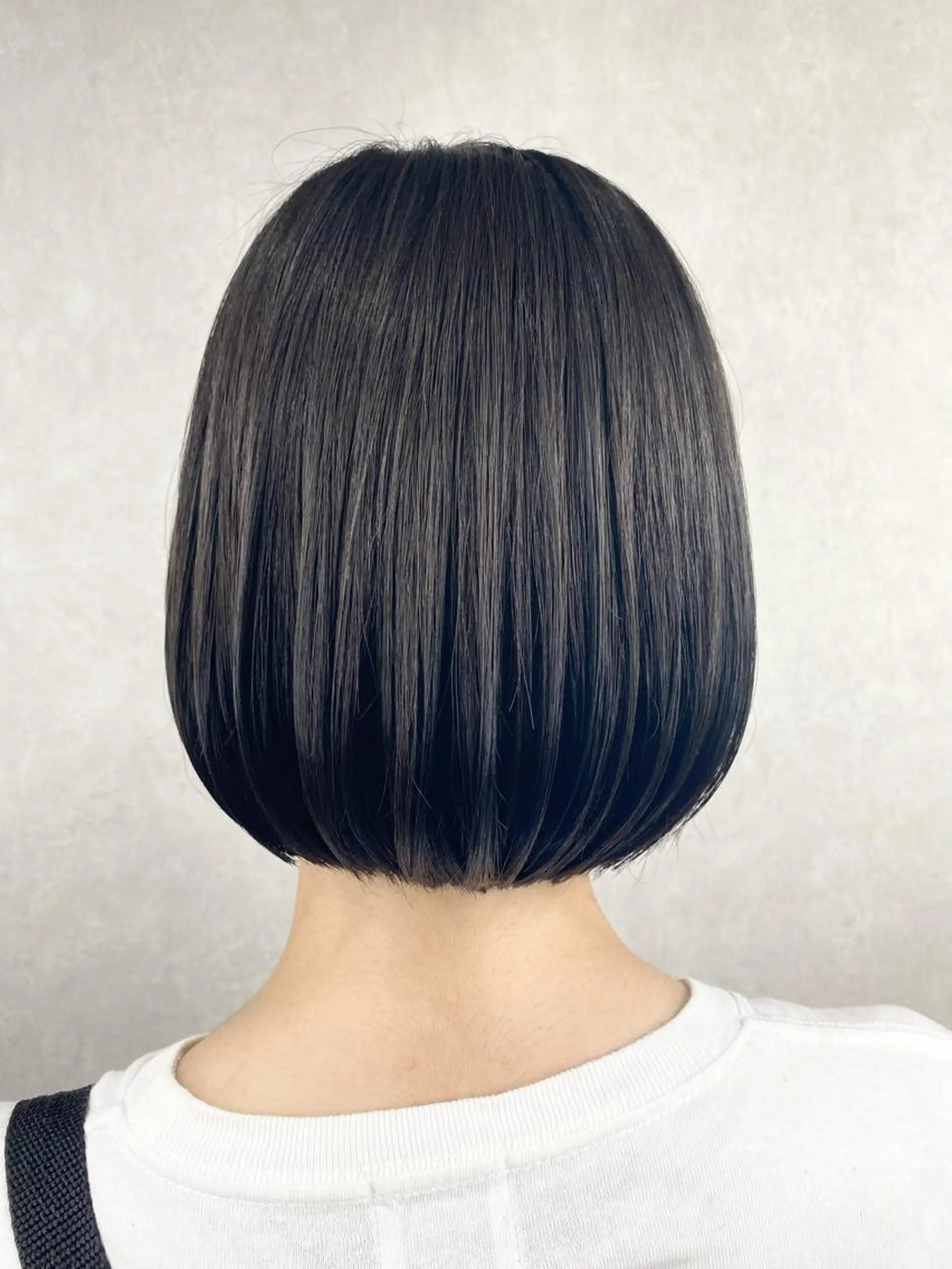 ミディアム _White所属・ＳＨＩ ＺＵのヘアスタイル