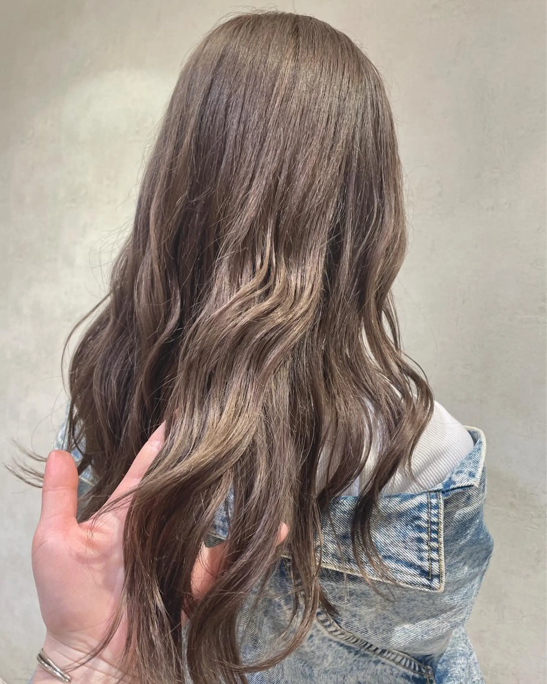 ロング カラー ベージュカラー ミルクティーベージュ カラー/レイヤー/ 髪質改善/PAAQのヘアスタイル
