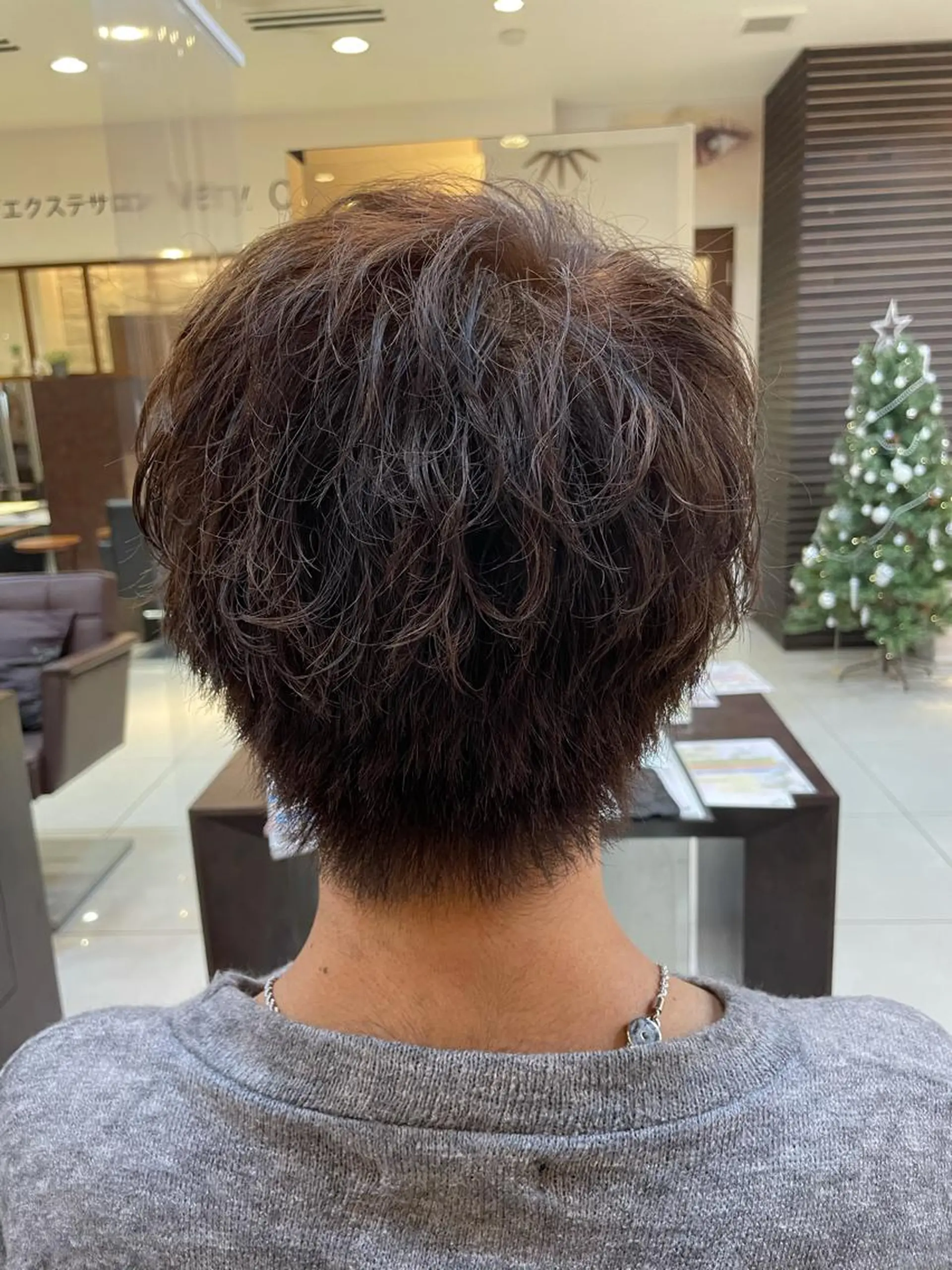 ショート パーマ メンズ 山口大翔 メンズバレイヤージュのヘアスタイル