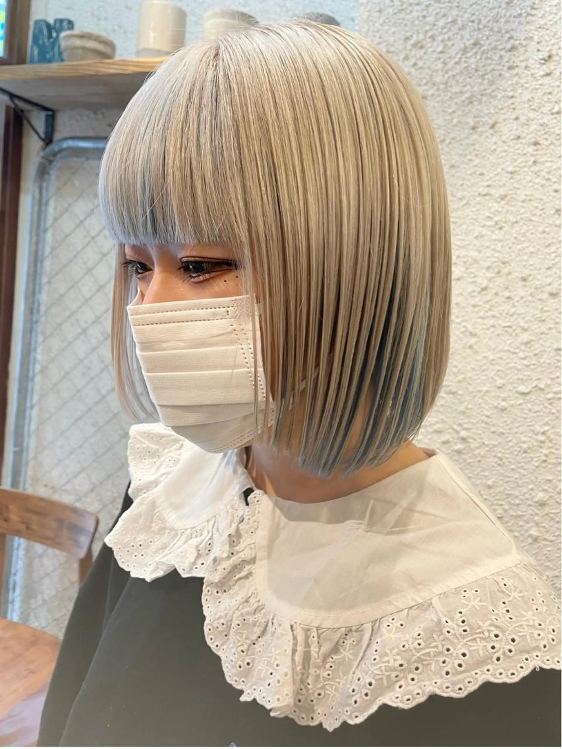 ミディアム カラー ブリーチ カット ヘアカラー トリートメント 坂田 友梨奈のヘアスタイル