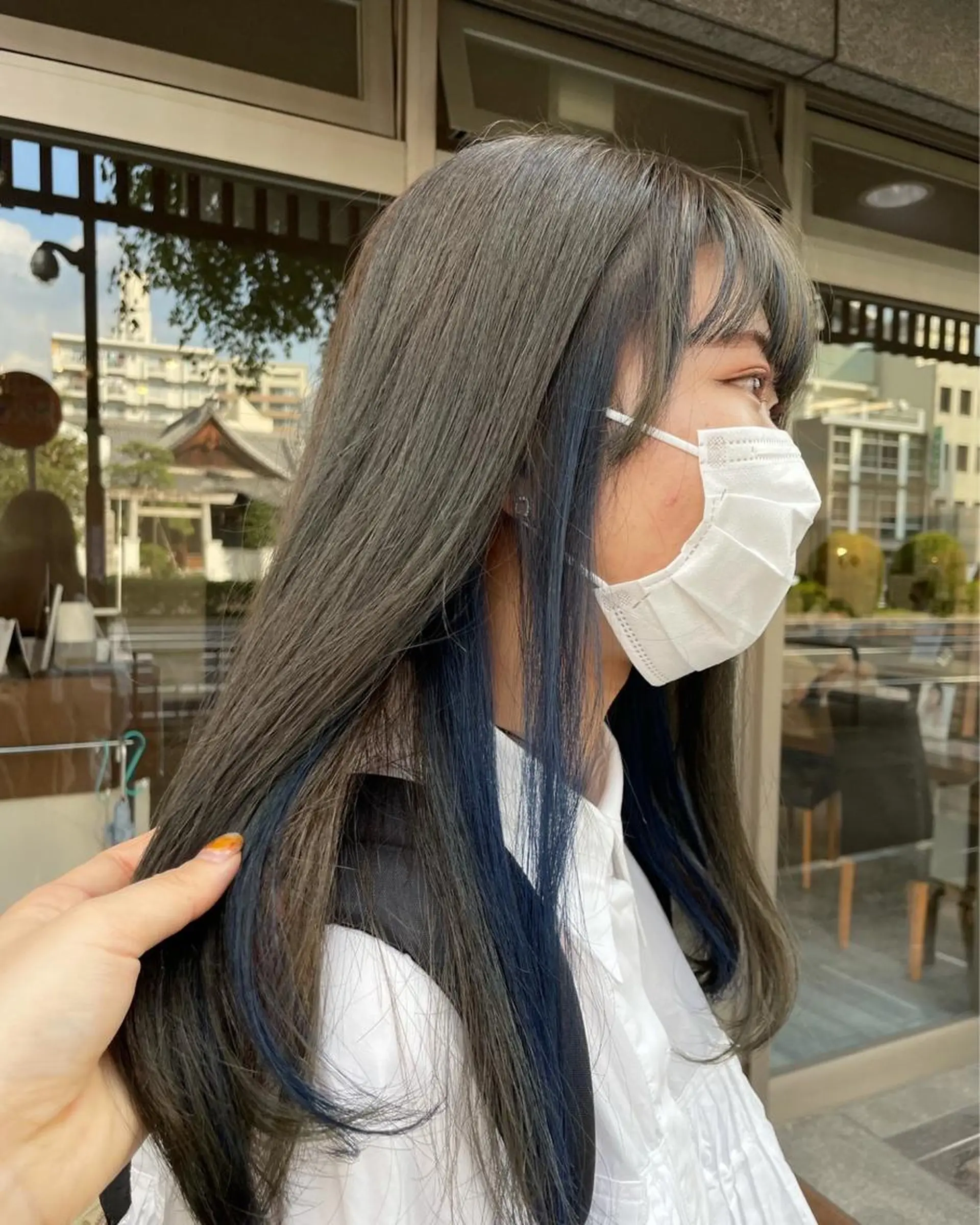 セミロング カラー ヘアアレンジ ブルーカラー 透明感カラー インナーカラー ネイビーカラー ヘアカラー イワタ マハ/ minim hairのヘアスタイル