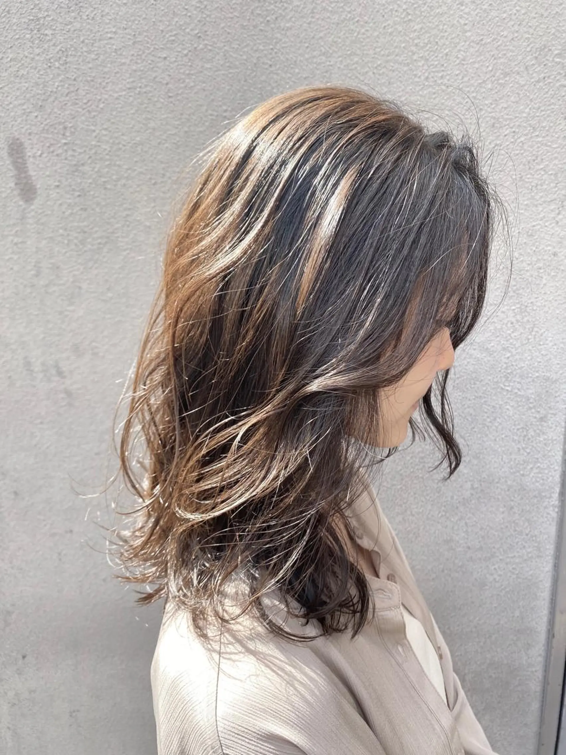 セミロング カラー JIL BLAN所属・JIL BLAN NAOのヘアスタイル