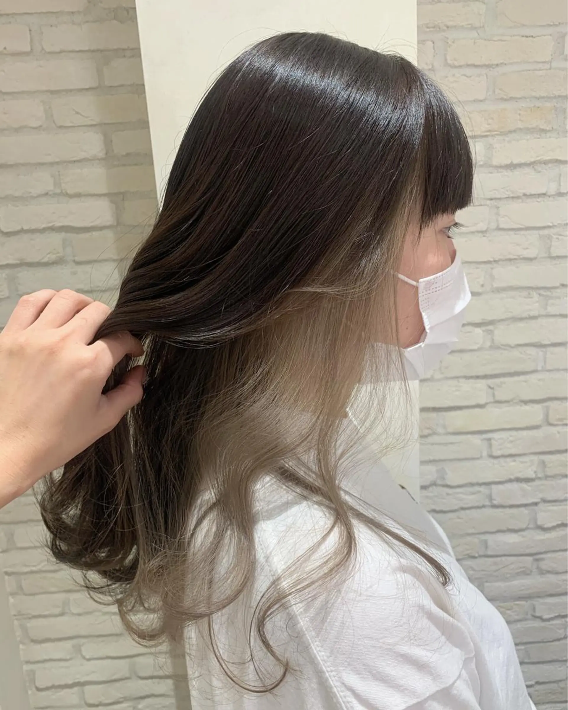 ロング カラー 🖤横浜ハイトーン /ケアブリーチ🖤のヘアスタイル