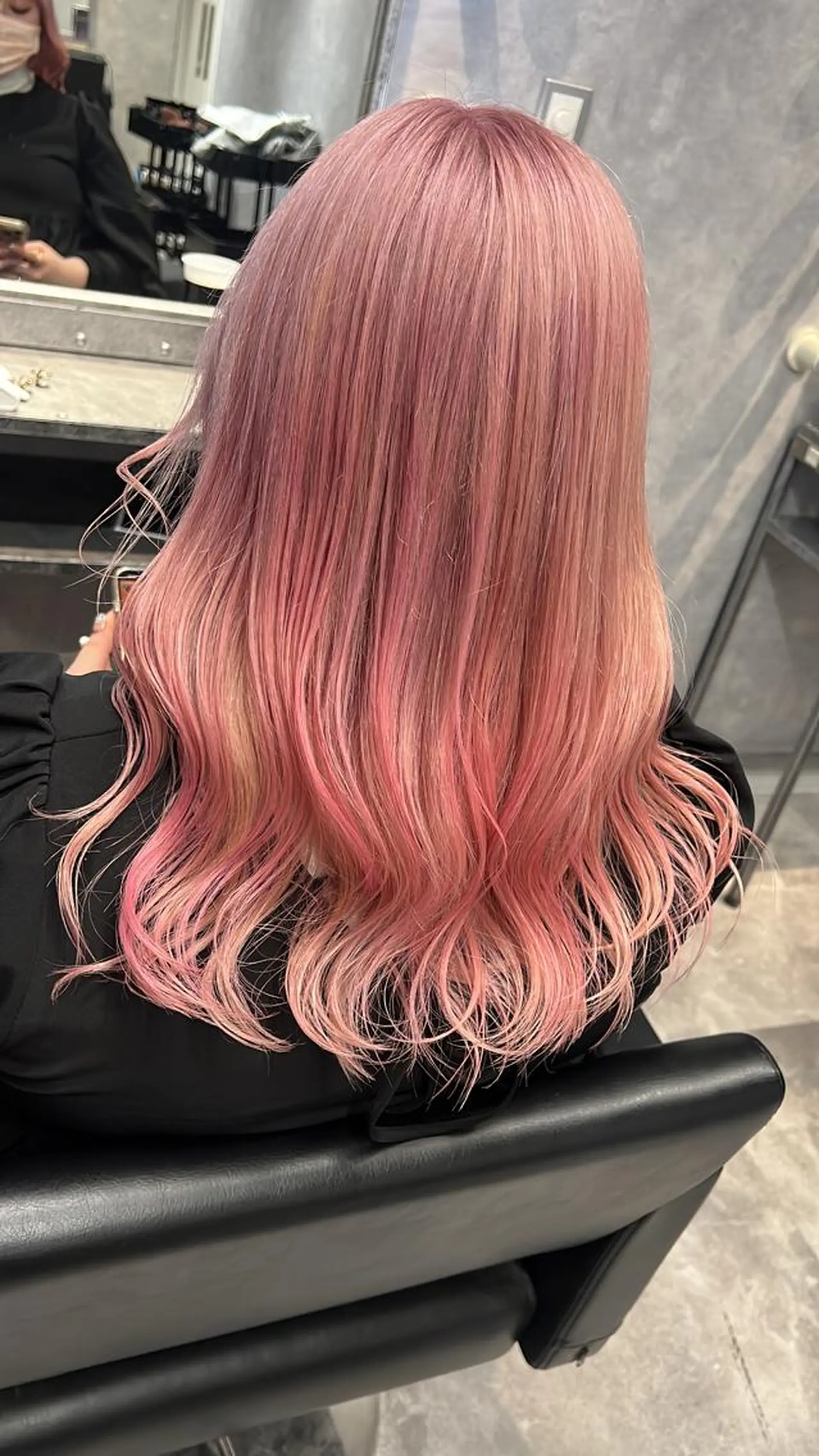 セミロング カラー mimiiy梅田 中崎町ハイトーンのヘアスタイル