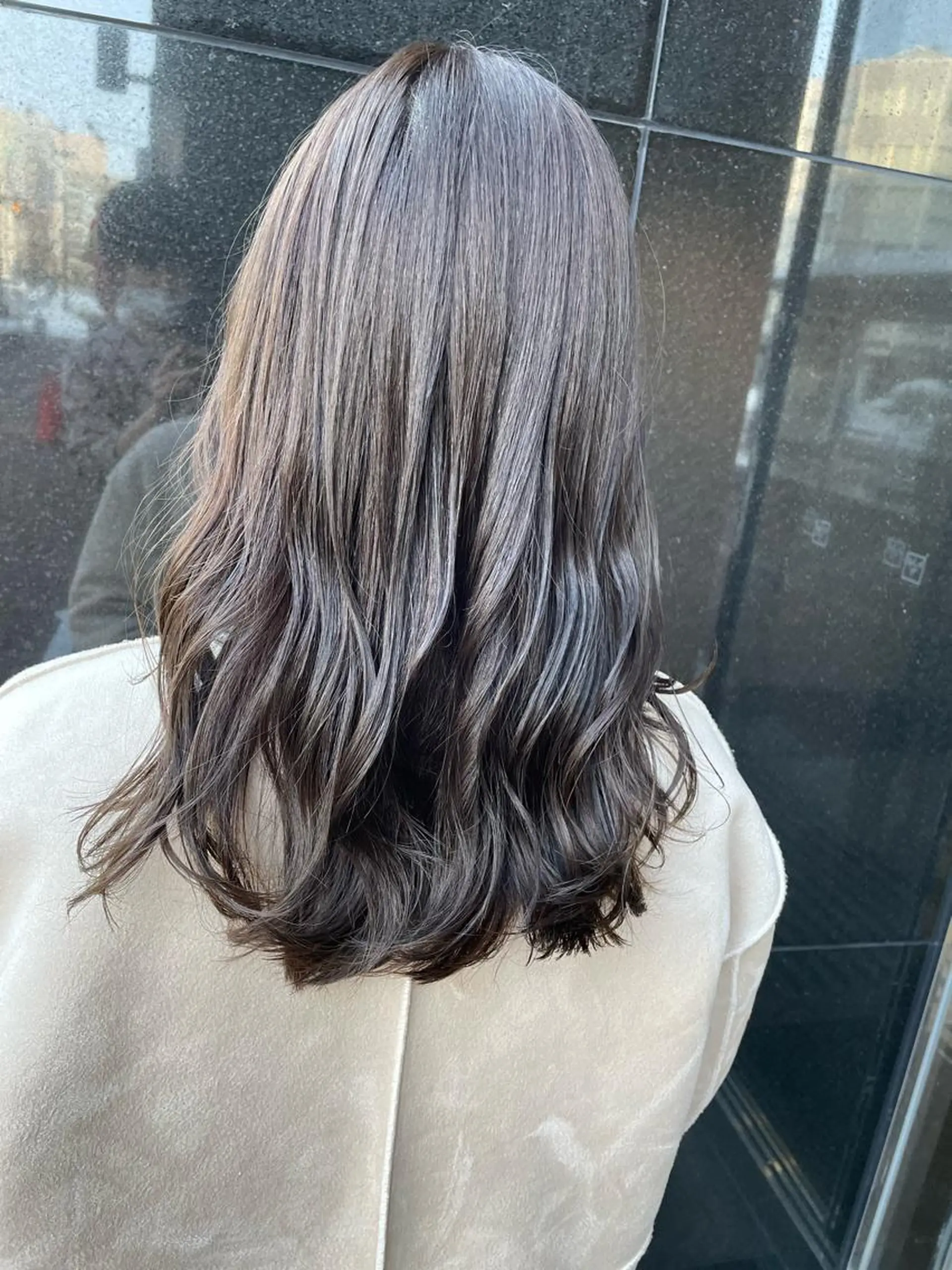 セミロング カラー グレージュ オリーブグレージュ オリーブグレー 髪質改善美容室Lust所属・美容室Lust💚 嶋崎　鷹のヘアスタイル