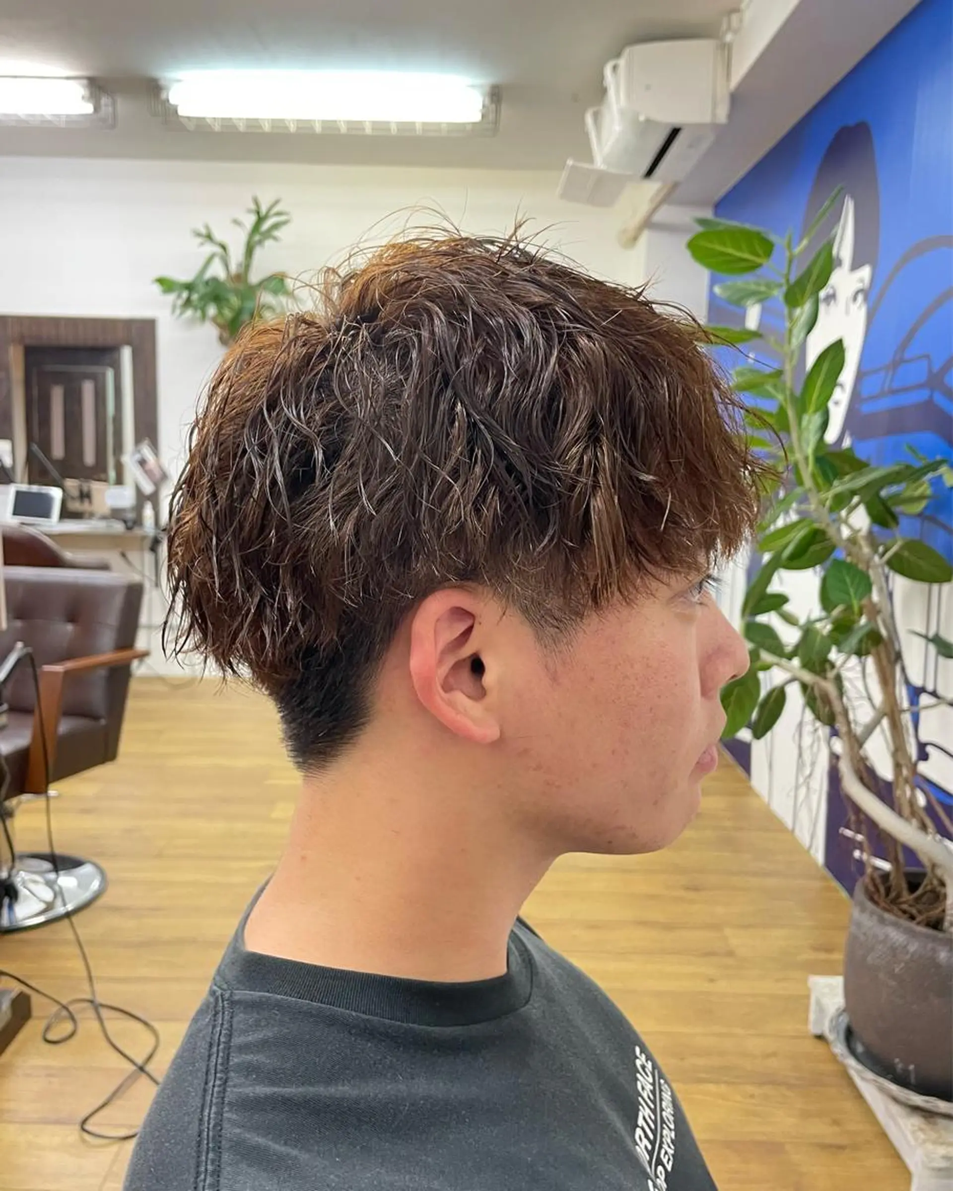 ショート パーマ メンズ メンズパーマ カット パーマ JERICHO HAIR所属・河野 由佳の眉毛・アイブロウイメージ