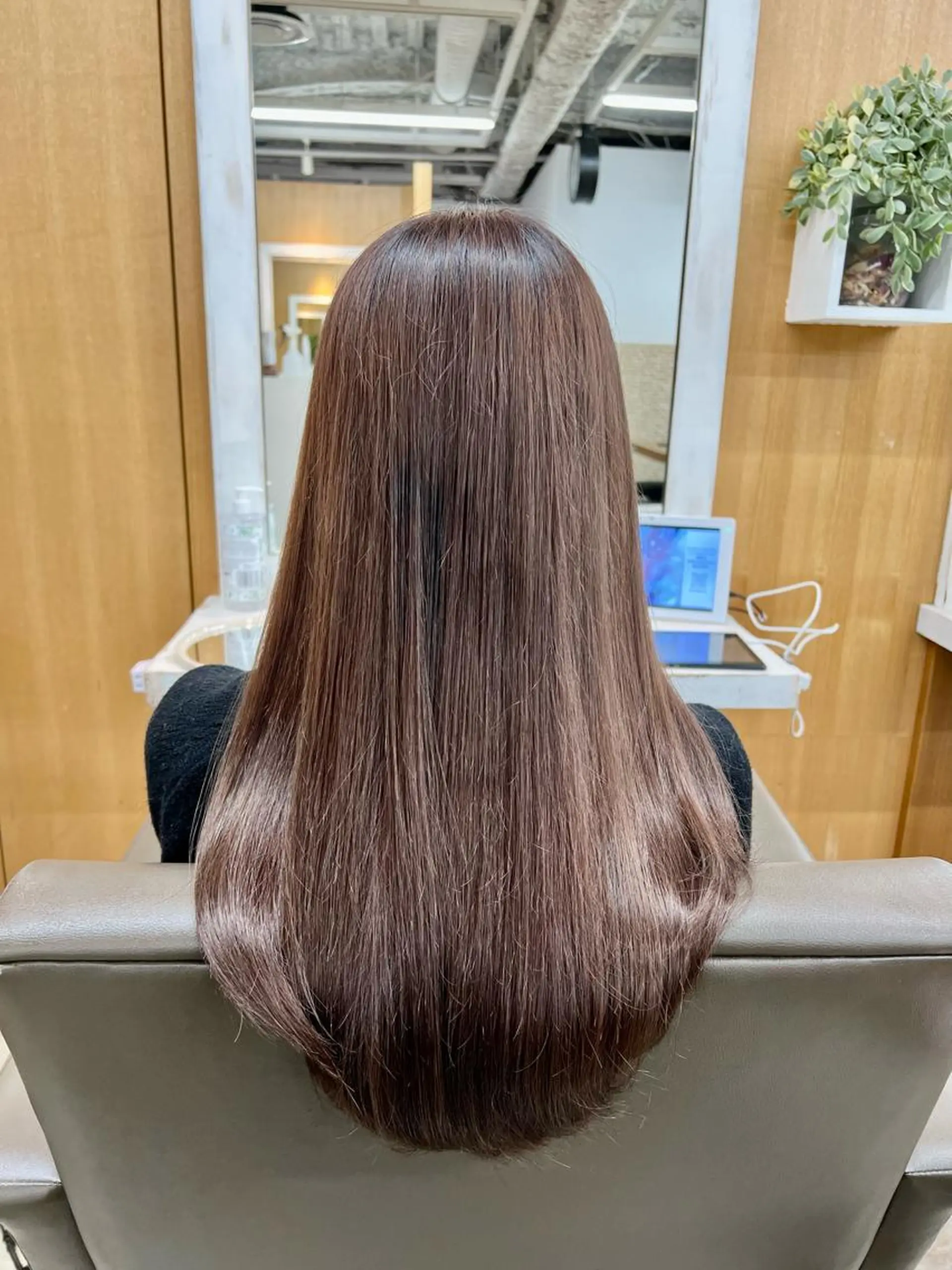 ロング カラー 透明感カラー/ イルミナカラーヒロキのヘアスタイル