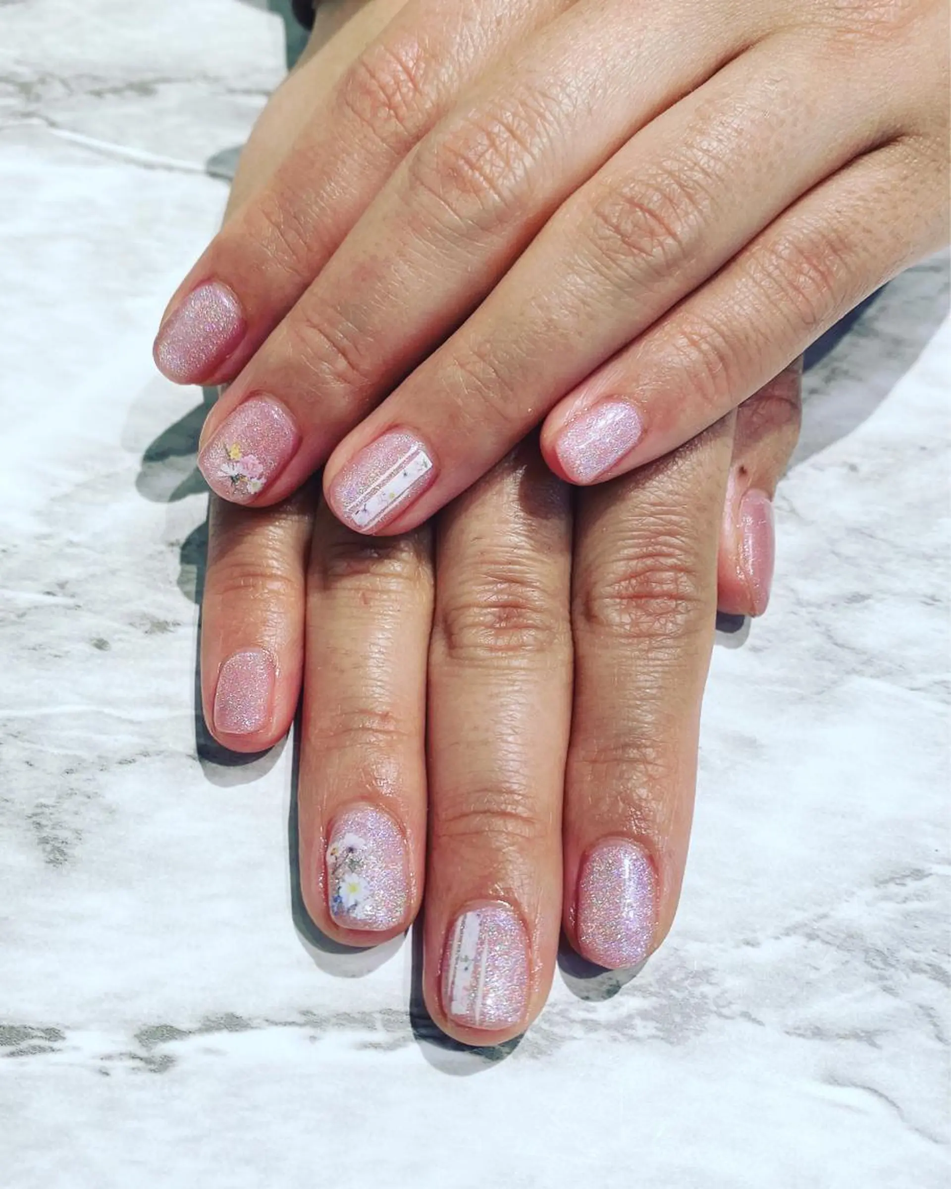 ネイル マグネットネイル 春ネイル ハンドネイル フットネイル ハンドケア nail salon  AlgeTy所属・✴︎:.｡. MAKI.｡.:✴︎のネイルデザイン
