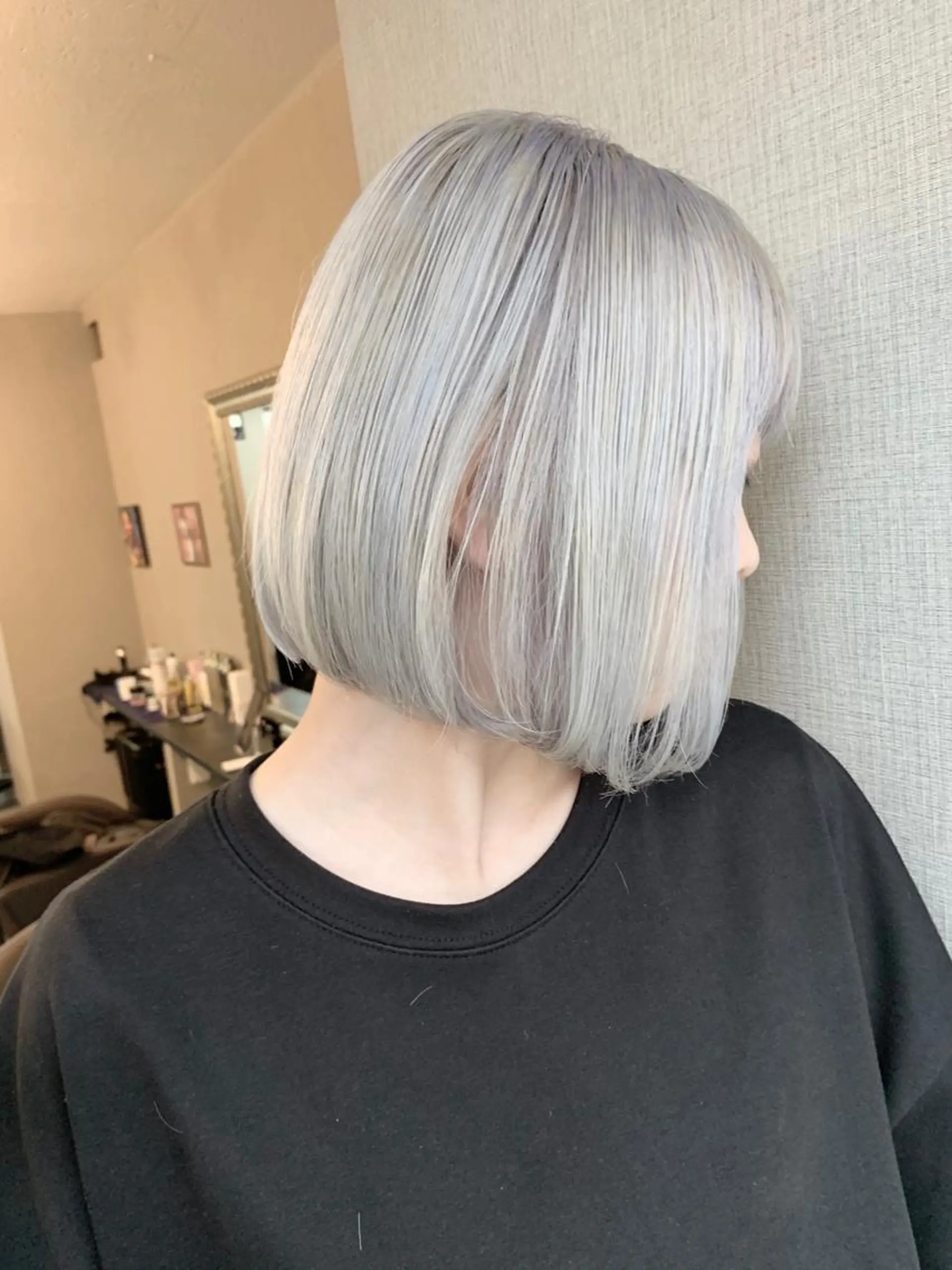 ショート ハンサムショート ハイライト レイヤーカット ショートヘア ヘアカラー Selene hair OSAKAのヘアスタイル