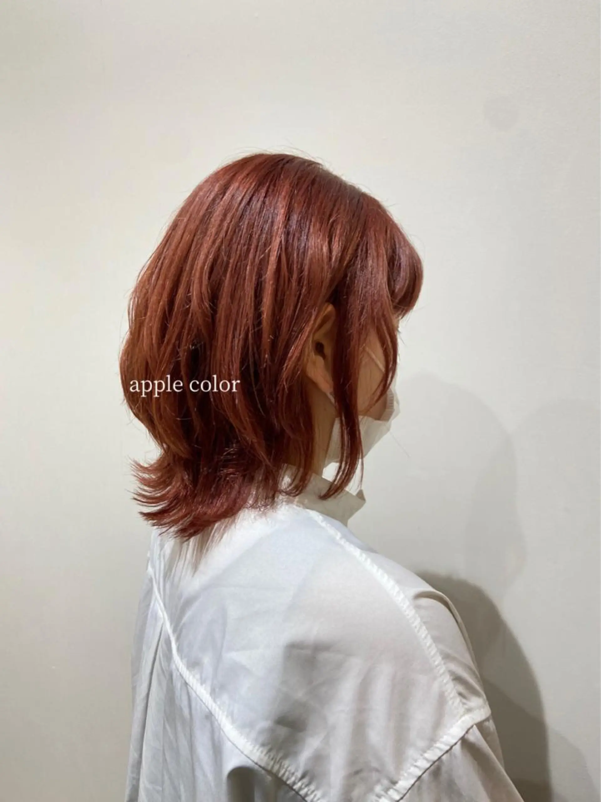 カラー ダブルカラー 艶髪 富永　美玖のヘアスタイル