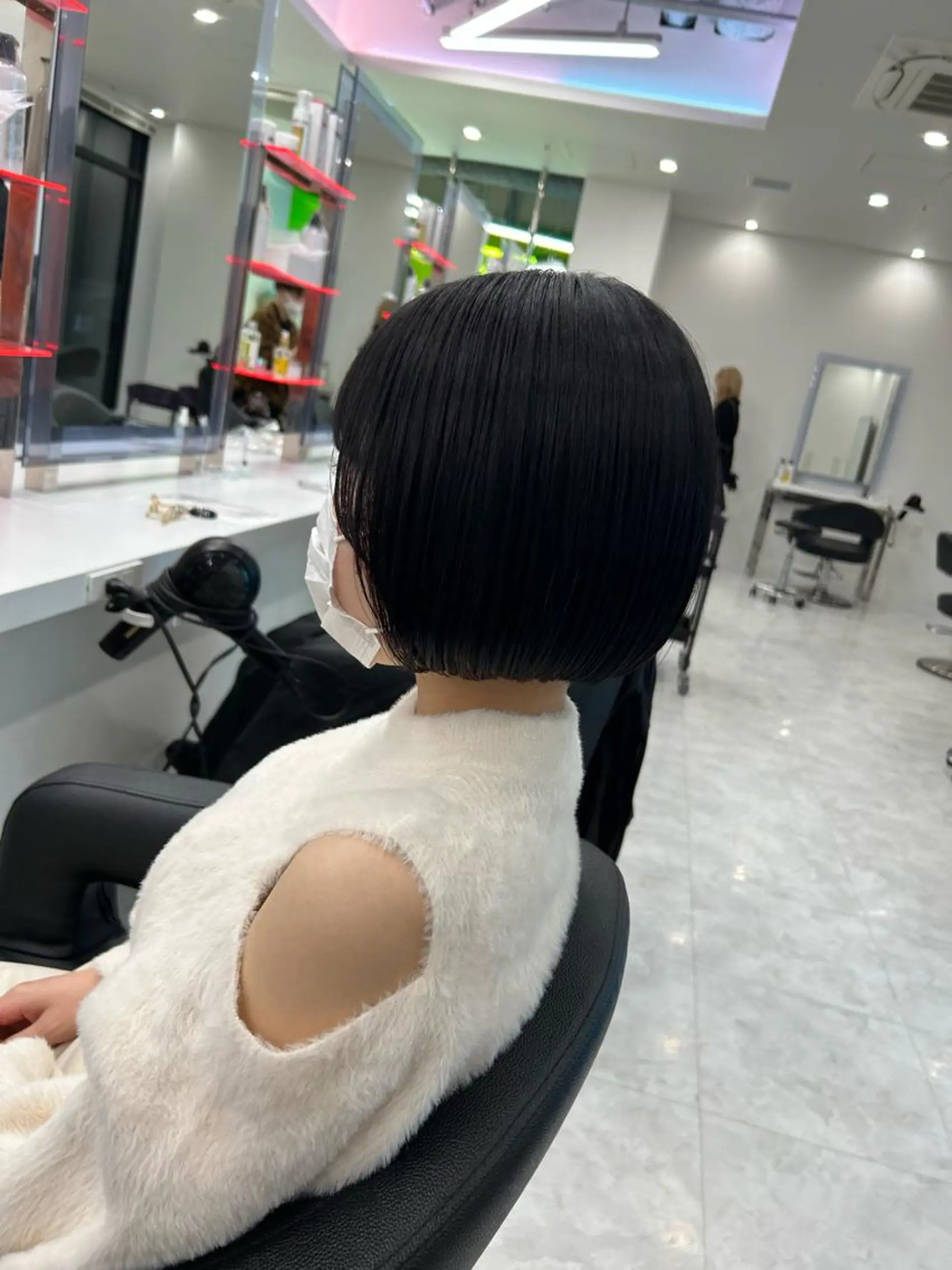 ミディアム 韓国風カラー ボブ 顔周りカット 髪質改善 タンバルモリ カット ヘアカラー 韓国ヘア/赤み消し/ メンズ/KOTA🍂のヘアスタイル
