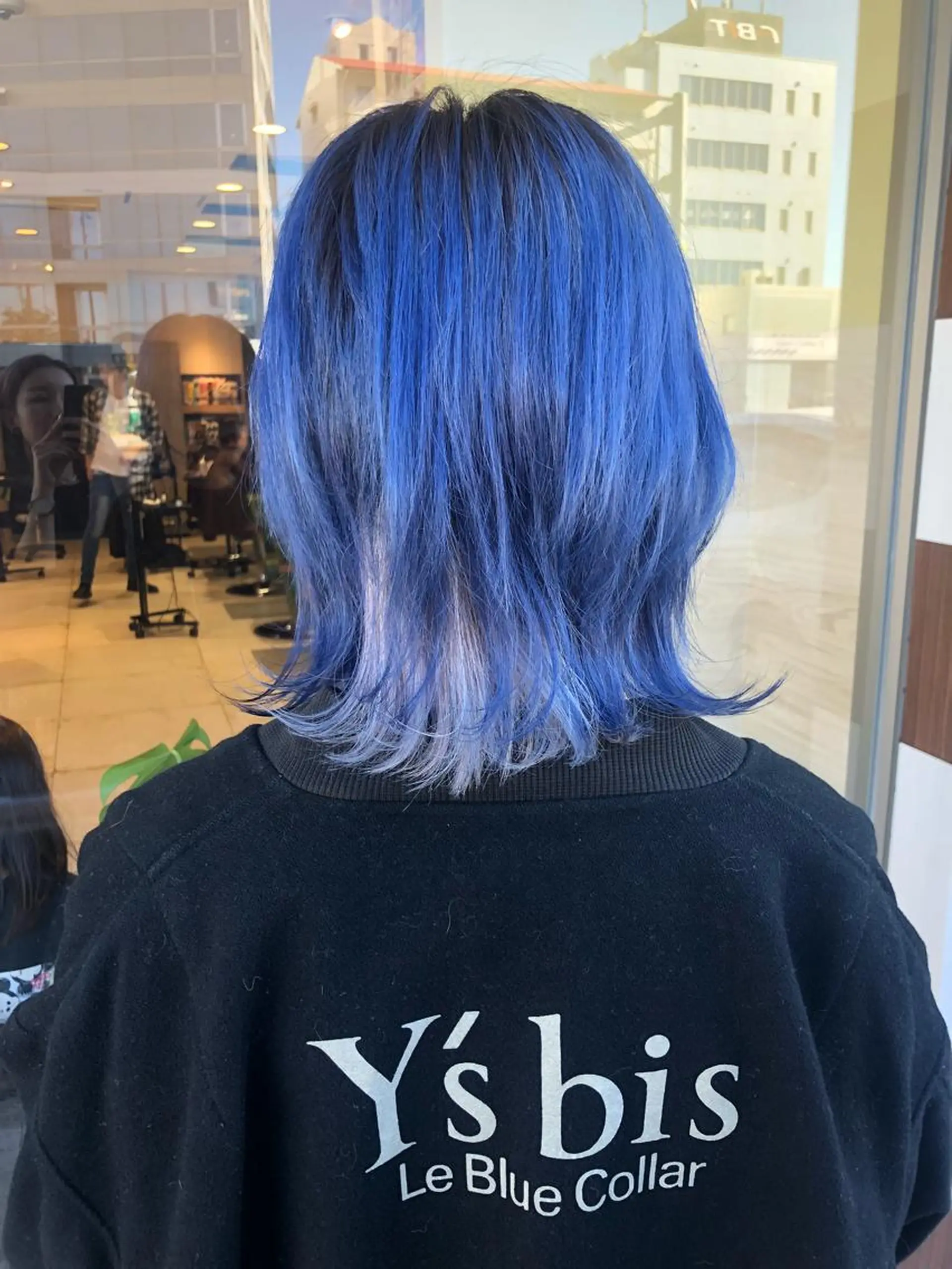 セミロング カラー 畠山 華奈のヘアスタイル