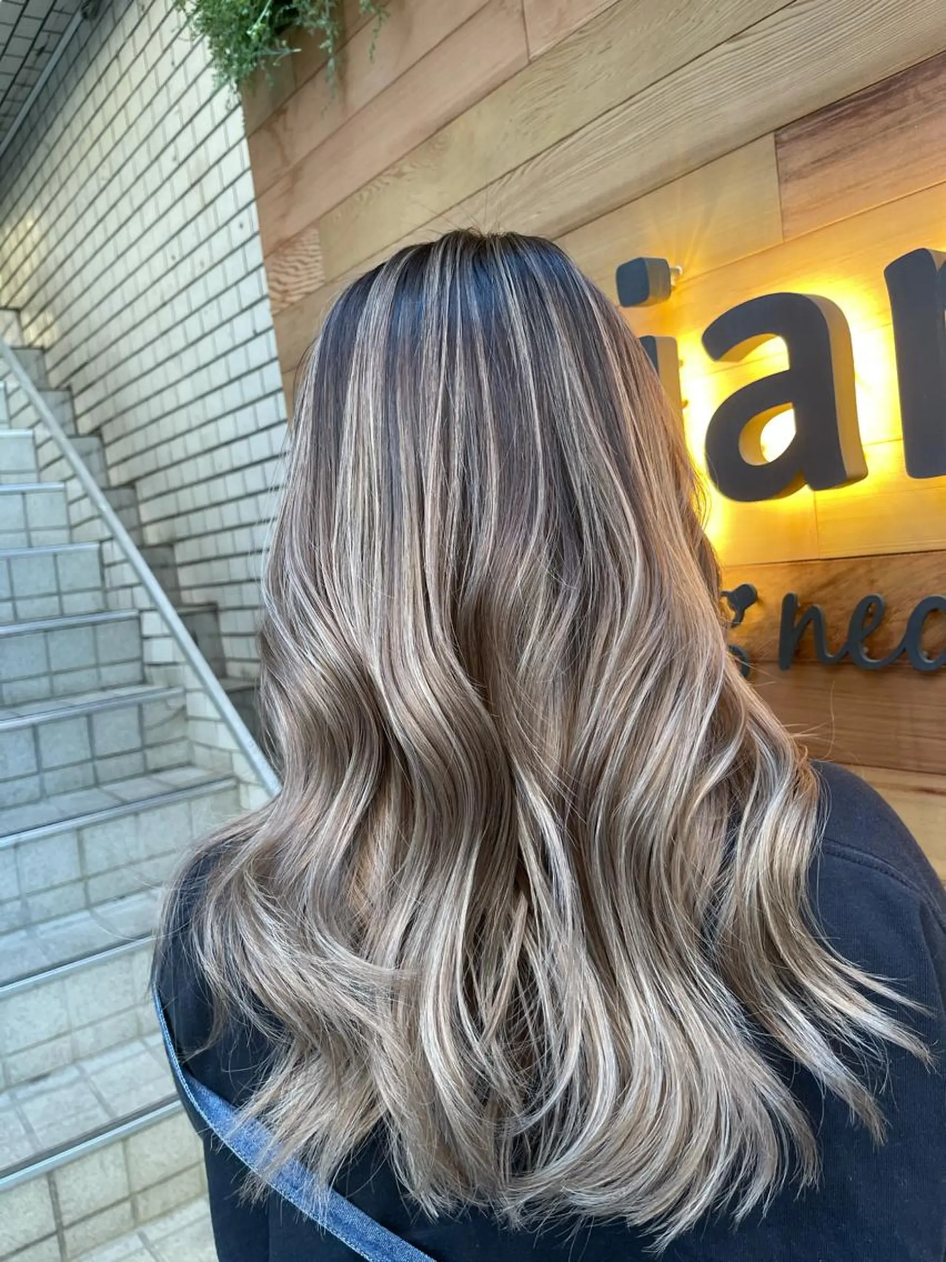 ロング カラー バレイヤージュ ブロンド レイヤーカット カット ヘアカラー ハイライトバレイヤー ジュ＆縮毛矯正✨櫻野のヘアスタイル