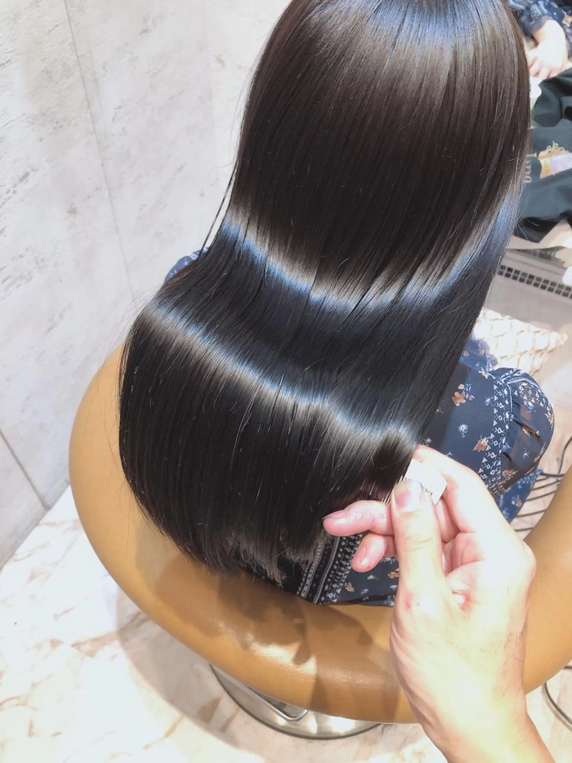 セミロング トリートメント ボンドストーリーノヴァ所属・縮毛矯正・髪質改善 ❣️三浦正也のヘアスタイル