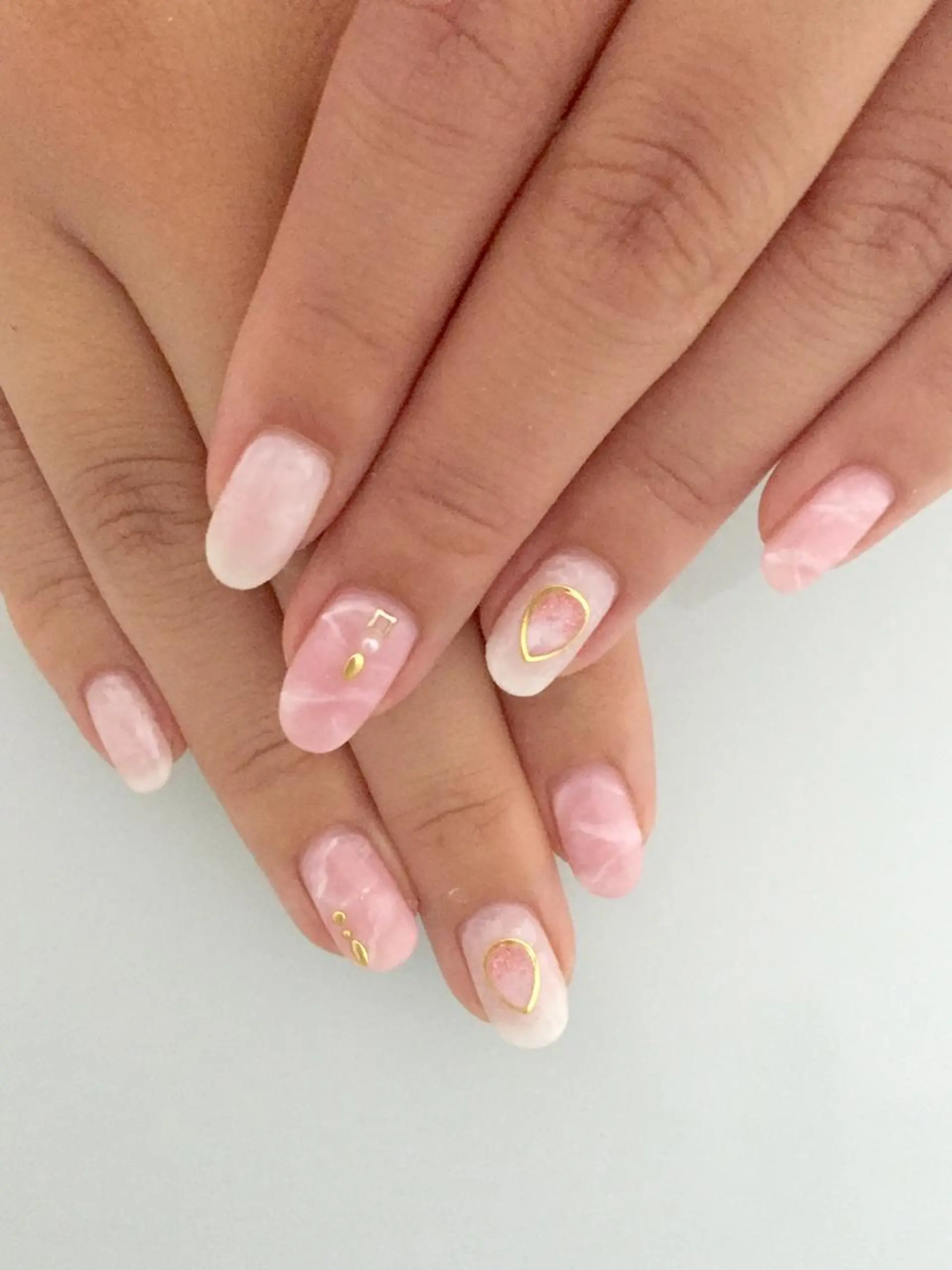 ネイル nail & eyelash Sympa 新横浜所属・𝓢𝔂𝓶𝓹𝓪 𝓜iwako🐰ᩚのネイルデザイン