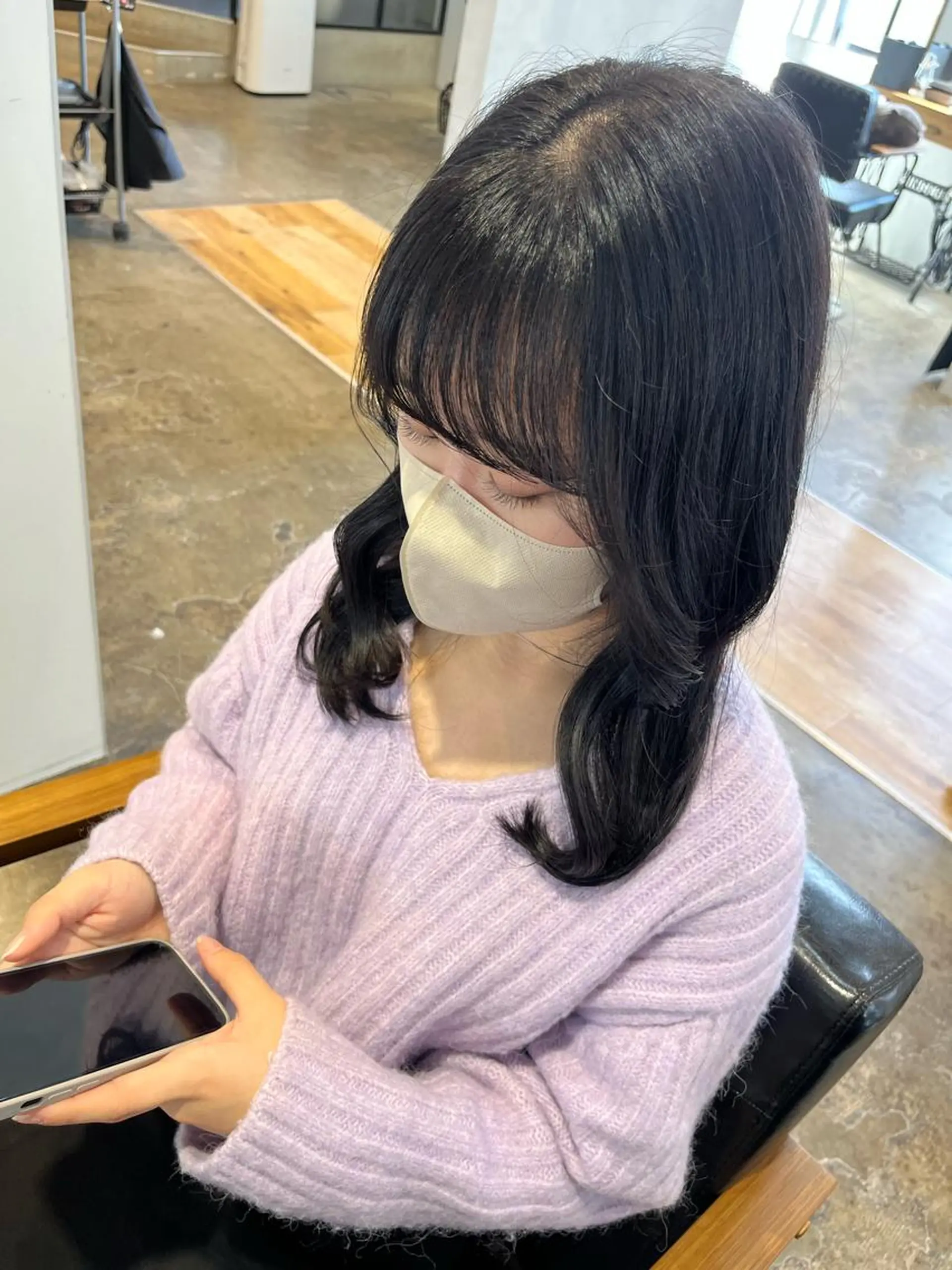 セミロング カラー kato himariのヘアスタイル