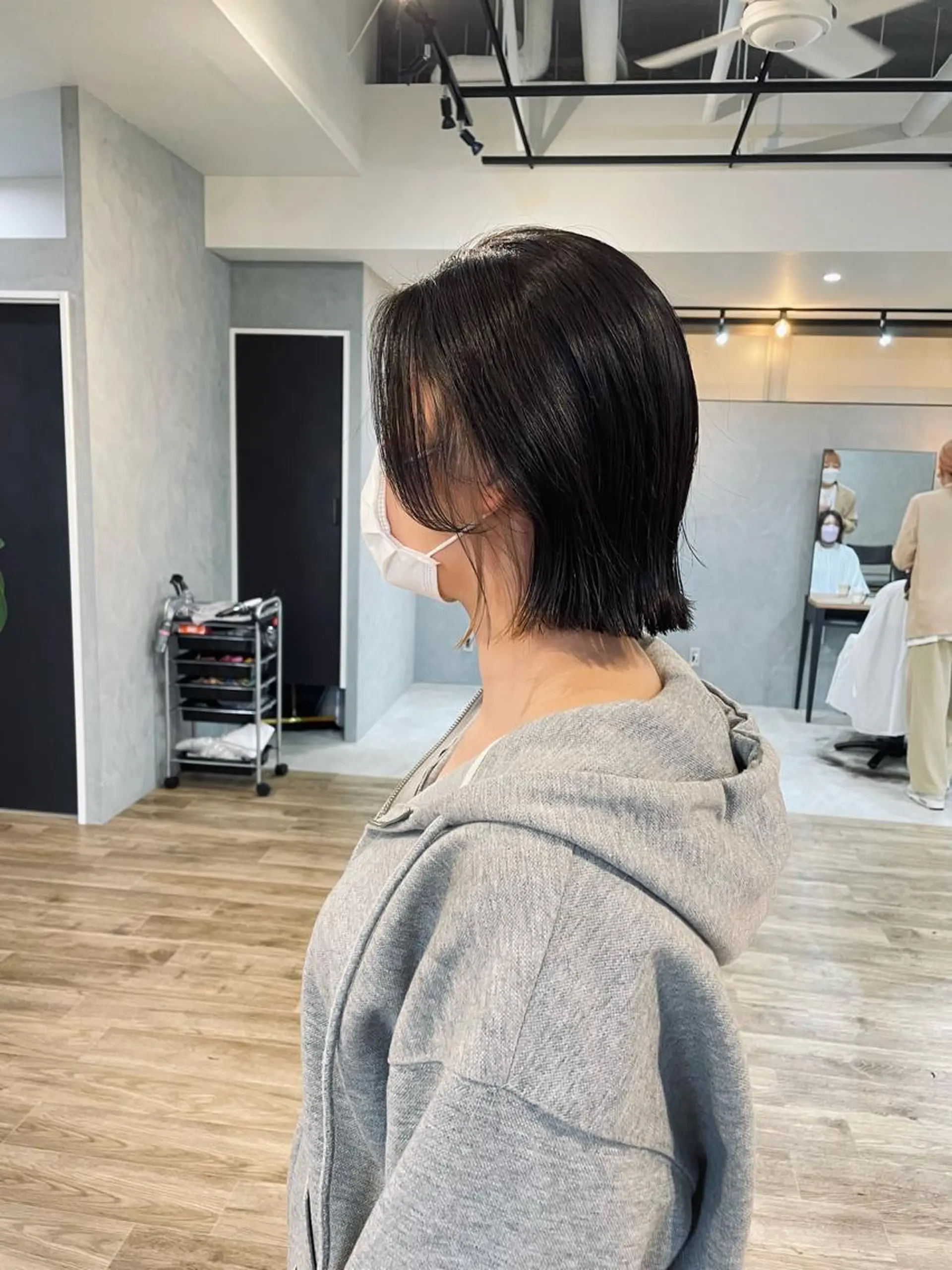 ショート カラー カット ヘアカラー トリートメント Basis 田口豪司のヘアスタイル