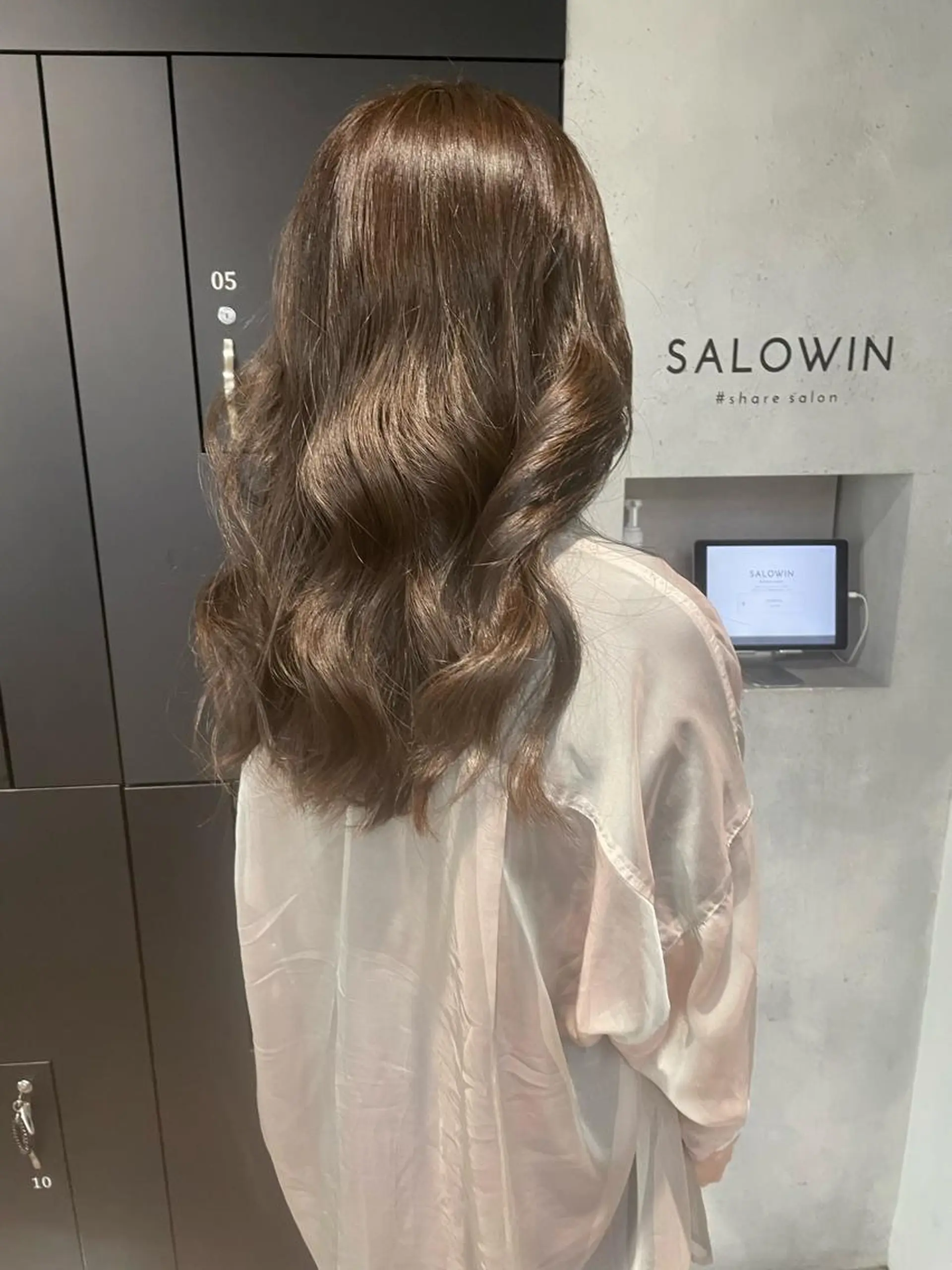 ロング salowin 原宿店所属・髪質改善ULTOWA 縮毛矯正モリムラのヘアスタイル