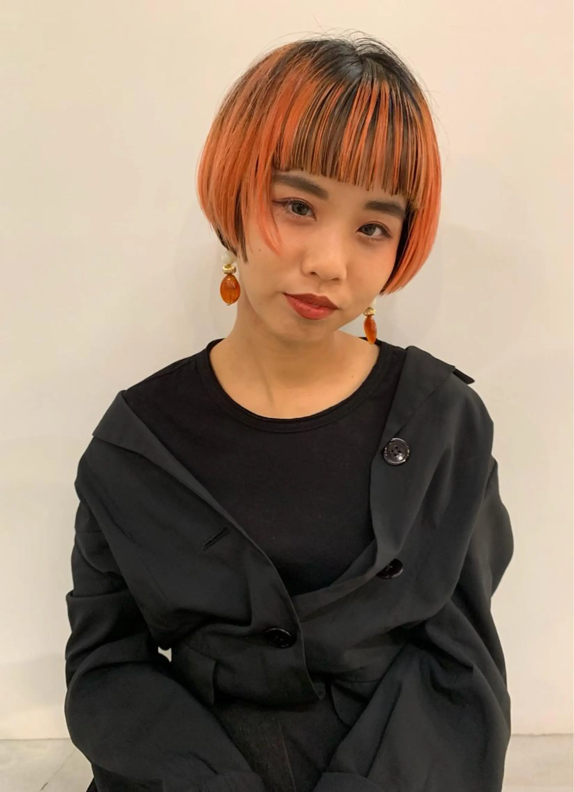 ショート カラー ヘアカラー 小顔レイヤー×コンパ クトボブ/林隆平のヘアスタイル