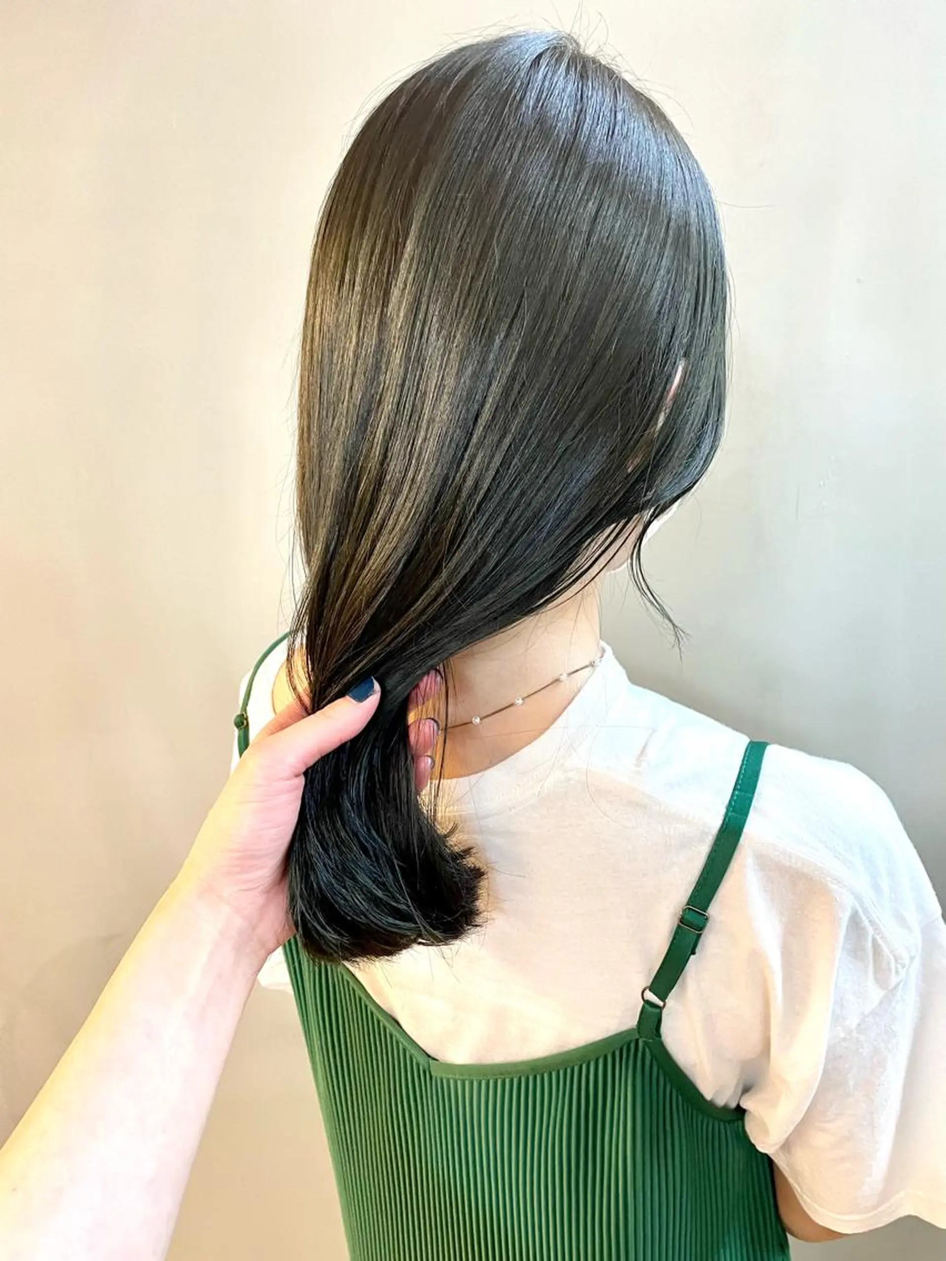 ミディアム カラー パーマ ヘアアレンジ メンズ キッズ ネイル マツエク・マツパ アイブロウ ヘアカラー トリートメント tatsumi/ボブ ウルフ/レイヤーのヘアスタイル