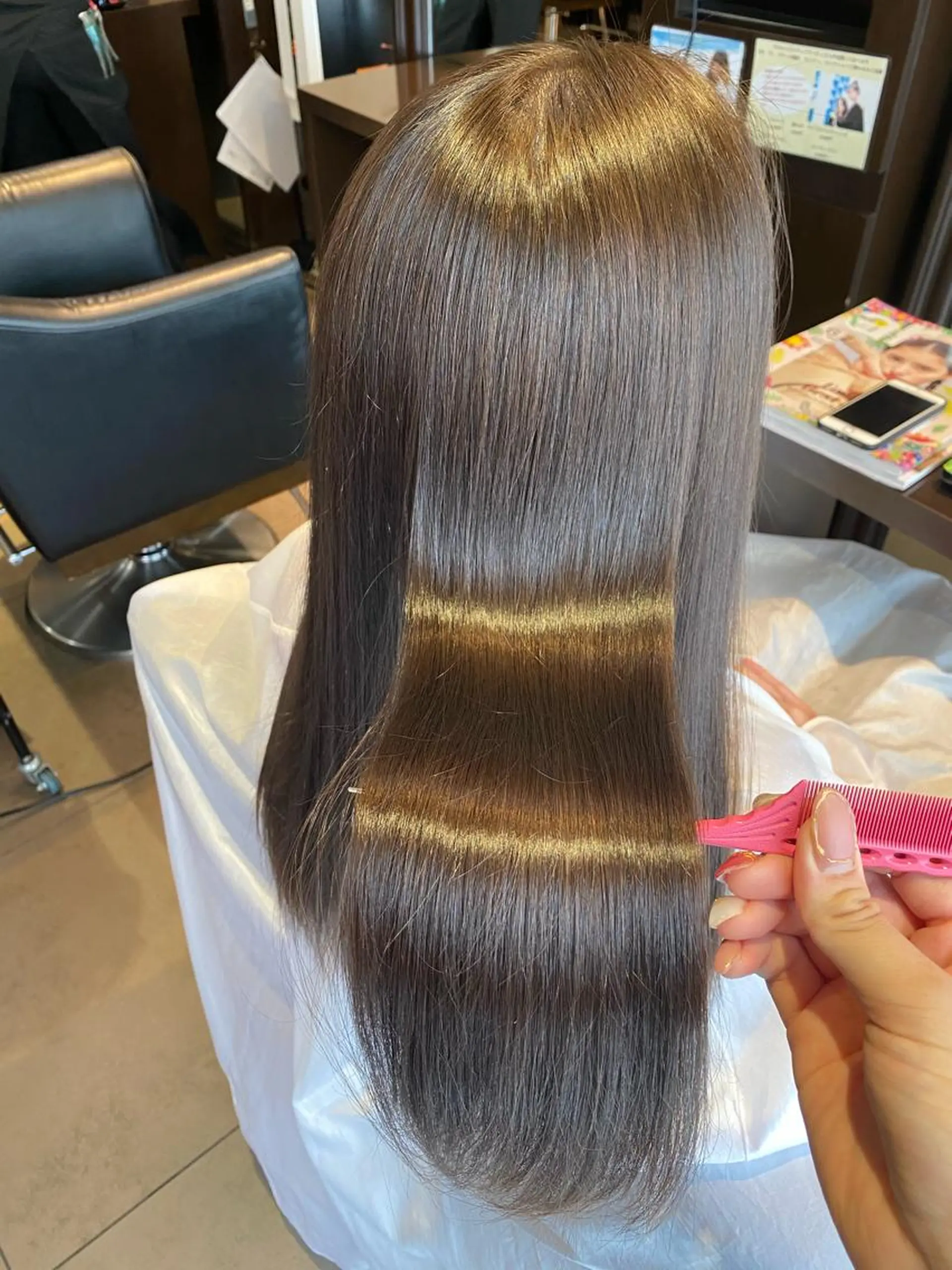 ロング 山川 玲奈のヘアスタイル
