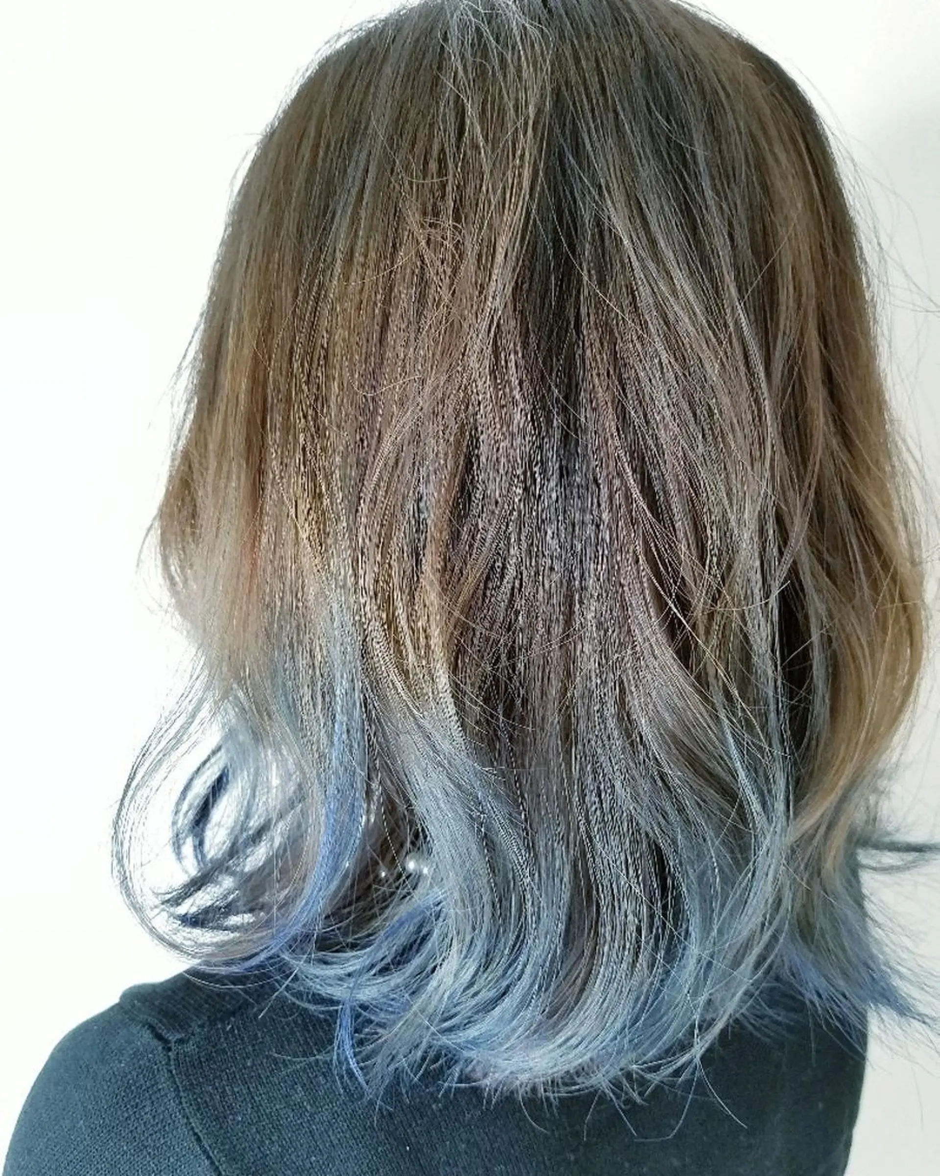 ミディアム カラー ブルーカラー グラデーションカラー 髪質改善/ハイライト 小林秀樹のヘアスタイル