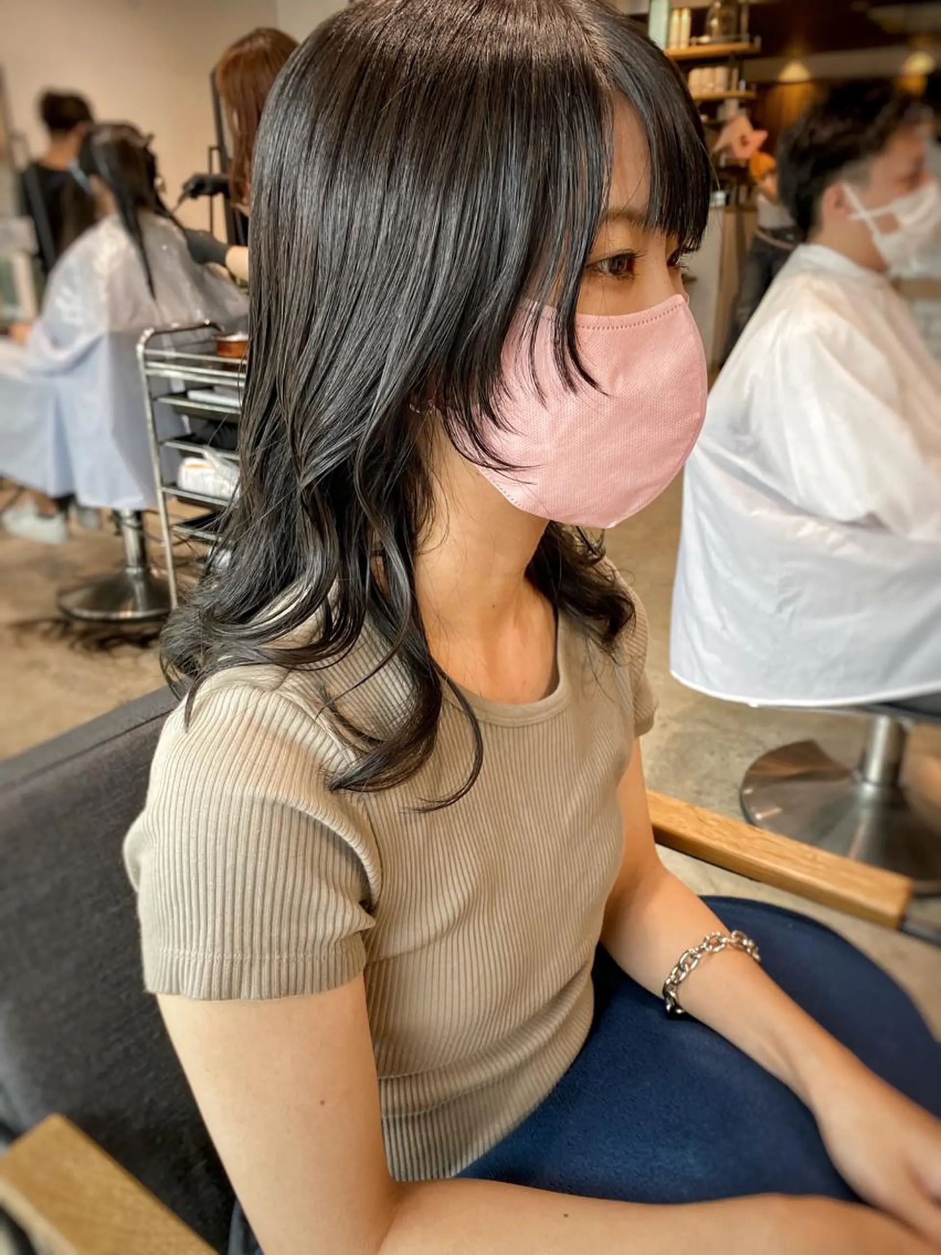 ミディアム カラー 顔周りカット レイヤー/髪質改善 渡邉【日吉美容室】のヘアスタイル