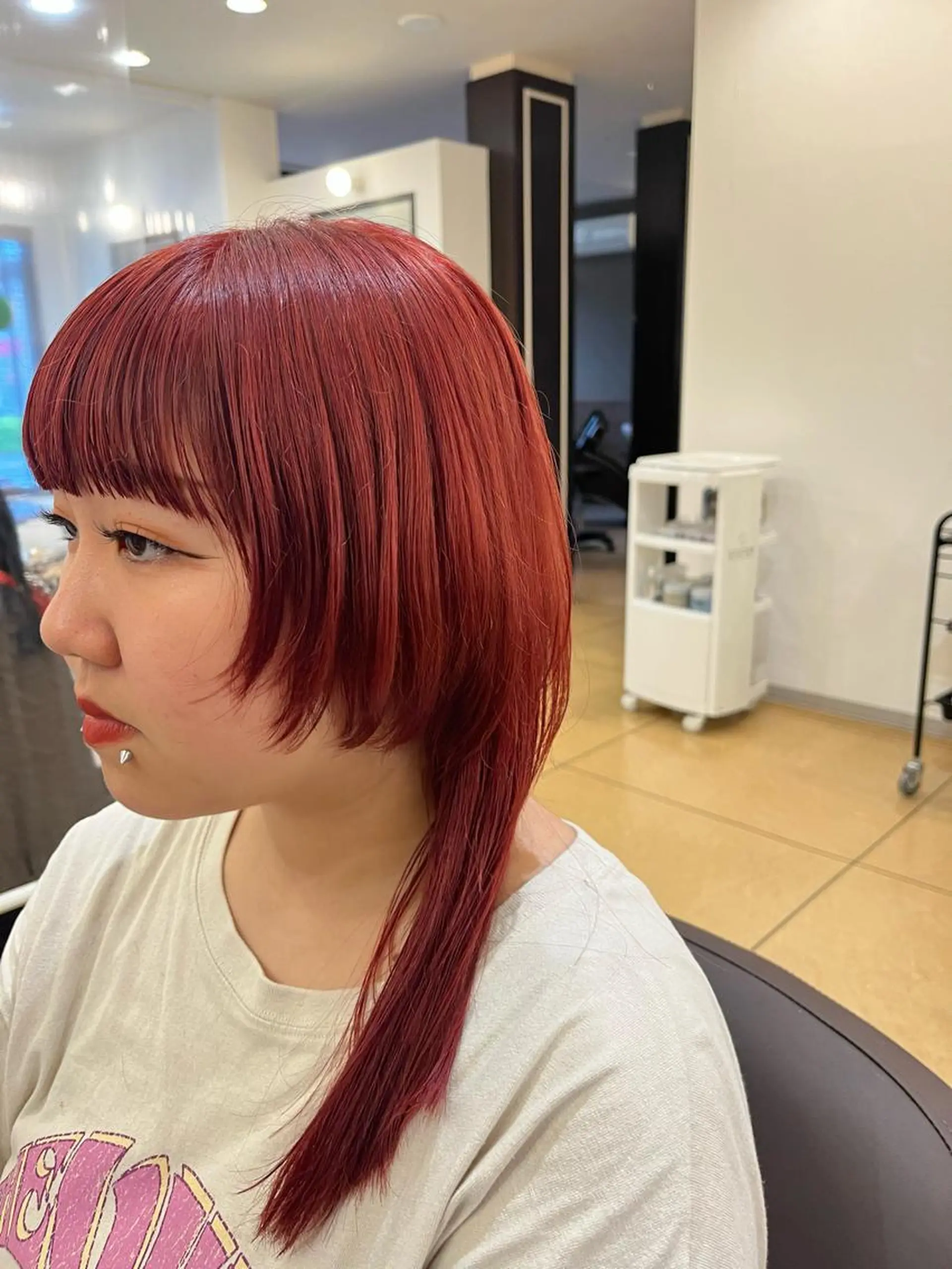 ロング カラー レッドカラー ウルフカット 個性派/ハイトーン ✨✨　稲吉菜々美のヘアスタイル