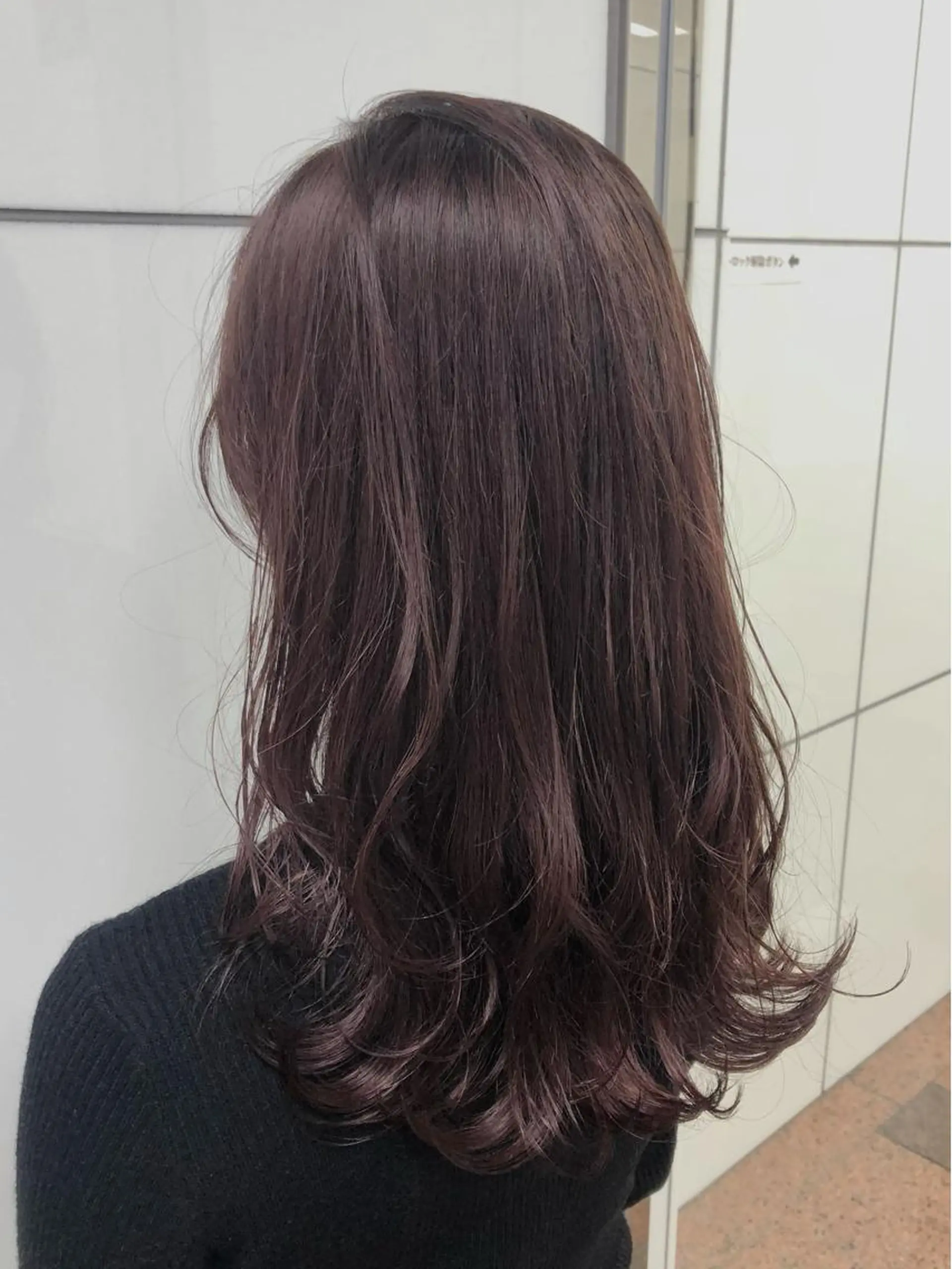 セミロング トリートメント 小林 愛花のヘアスタイル