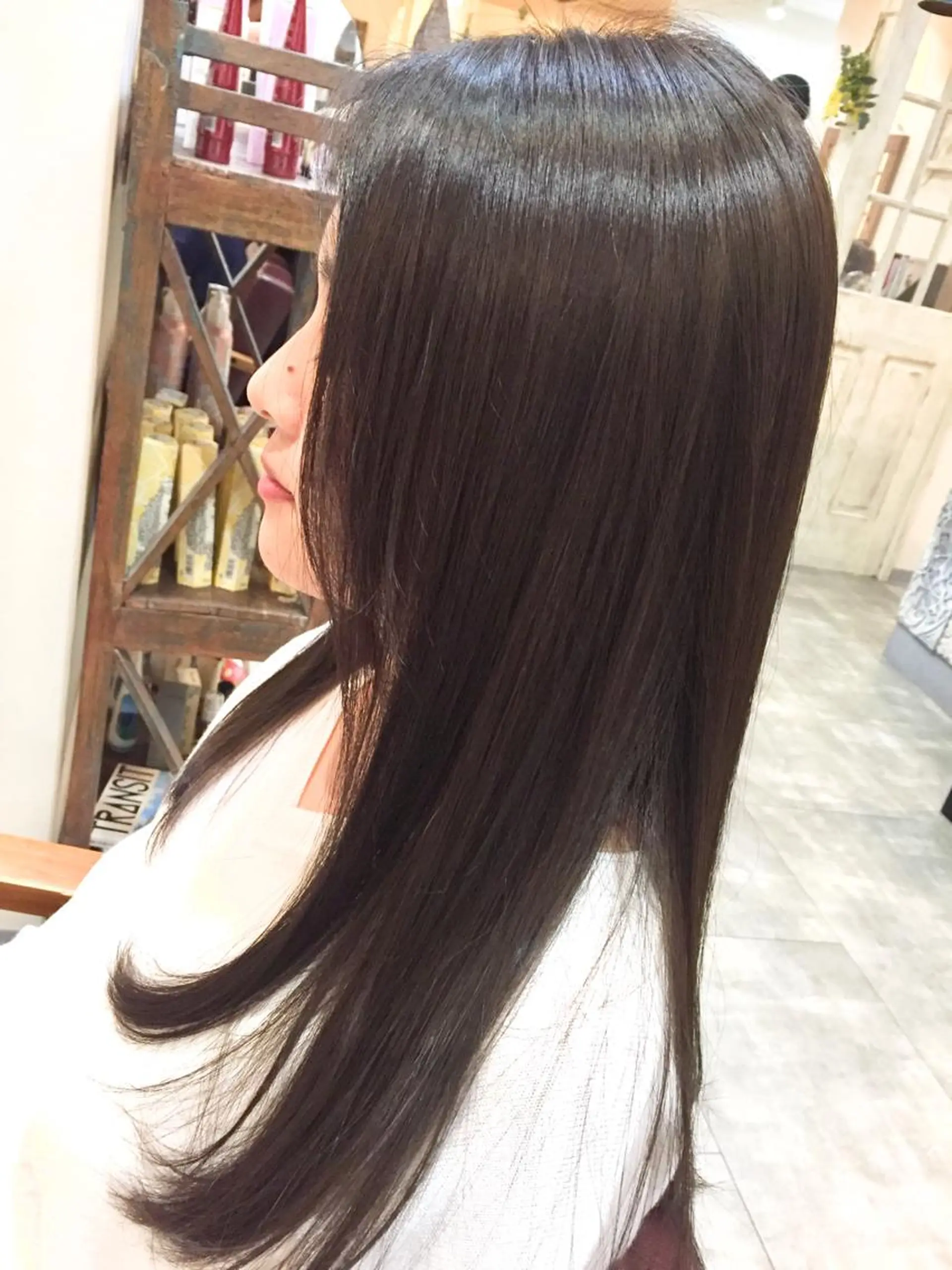 ロング カラー 透明感カラー フォギーグレージュ グレージュ ハイライトカラー ハイライト カット ヘアカラー 縮毛矯正 トリートメント 透明感/ 美髪矯正/田中恭のヘアスタイル