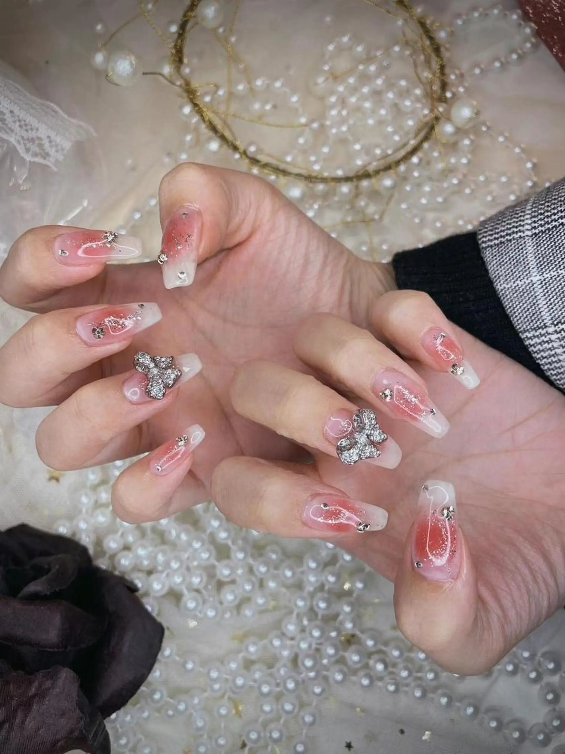 ネイル アートネイル チークネイル ピンク リボン Babarla Nailのネイルデザイン