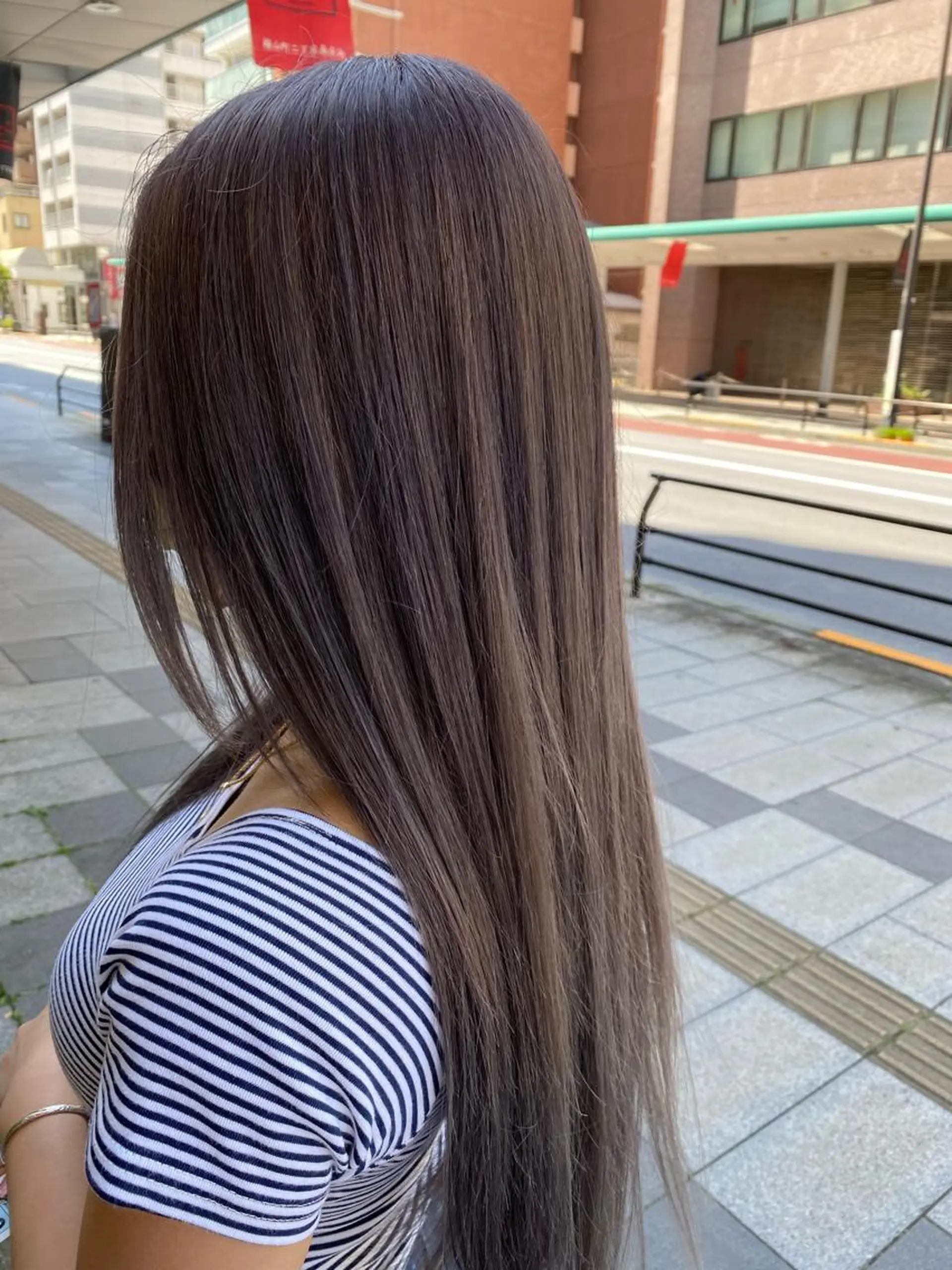 ロング カラー グレージュ カット ヘアカラー トリートメント ケアカラーリスト✂️ SHIAN   フジのヘアスタイル