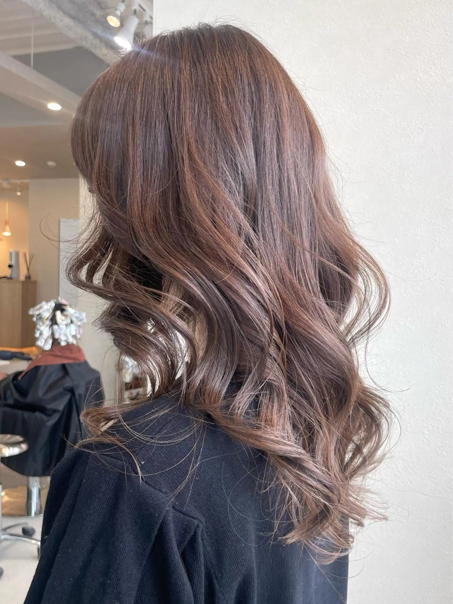セミロング LUDIQUE【ルディック】所属・AKI ✄のヘアスタイル