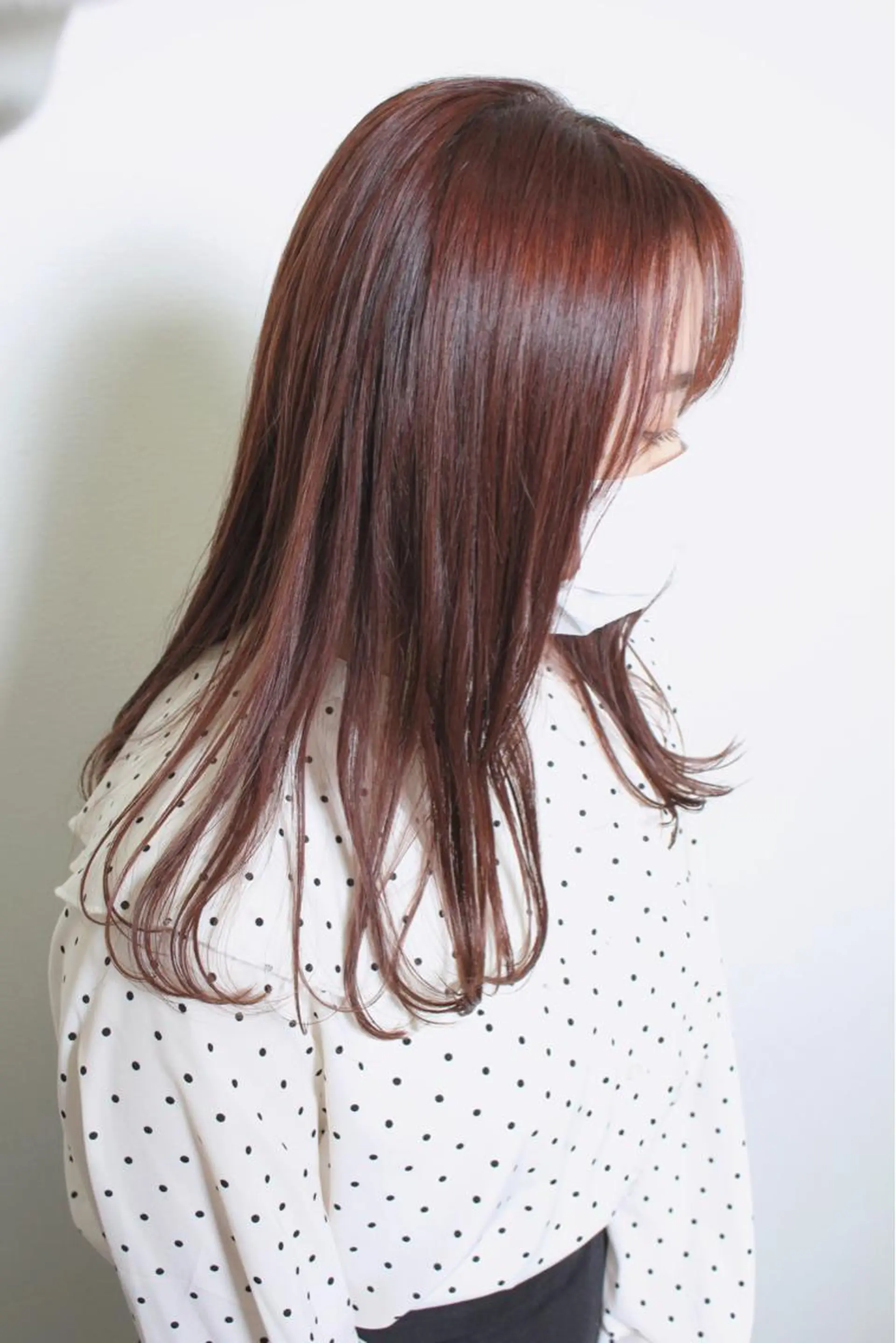 セミロング カラー ブラウンカラー ピンクカラー ピンクブラウン カット ヘアカラー 土居 正季のヘアスタイル