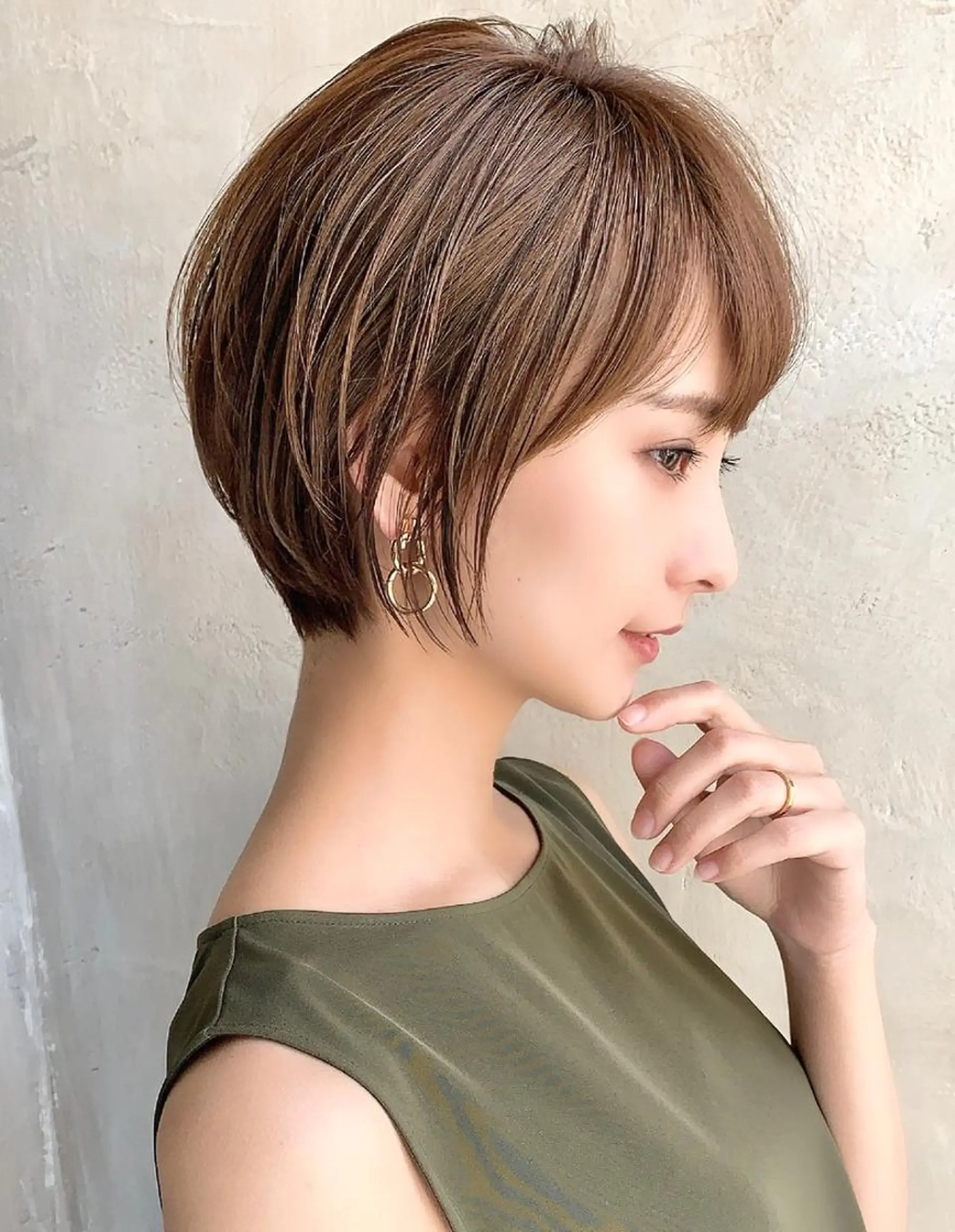 ショート 切りっぱなしボブ ショートボブ ハンサムショート 丸みショート アッシュ カット ヘアカラー 縮毛矯正 トリートメント ショート、ボブの神✨ 峯朋也✂︎✨のヘアスタイル
