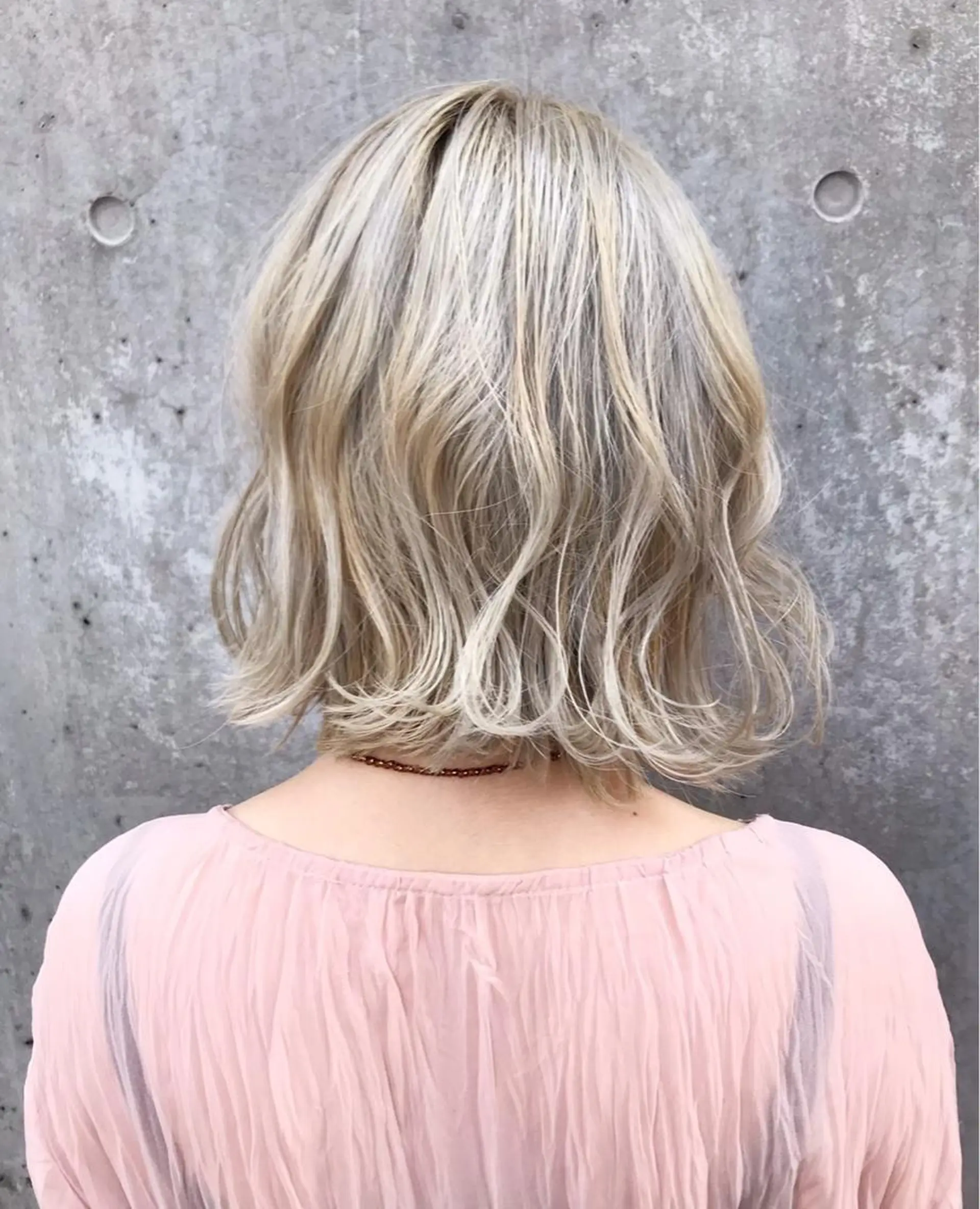 ミディアム ヘアカラー 勝谷 悟史のヘアスタイル